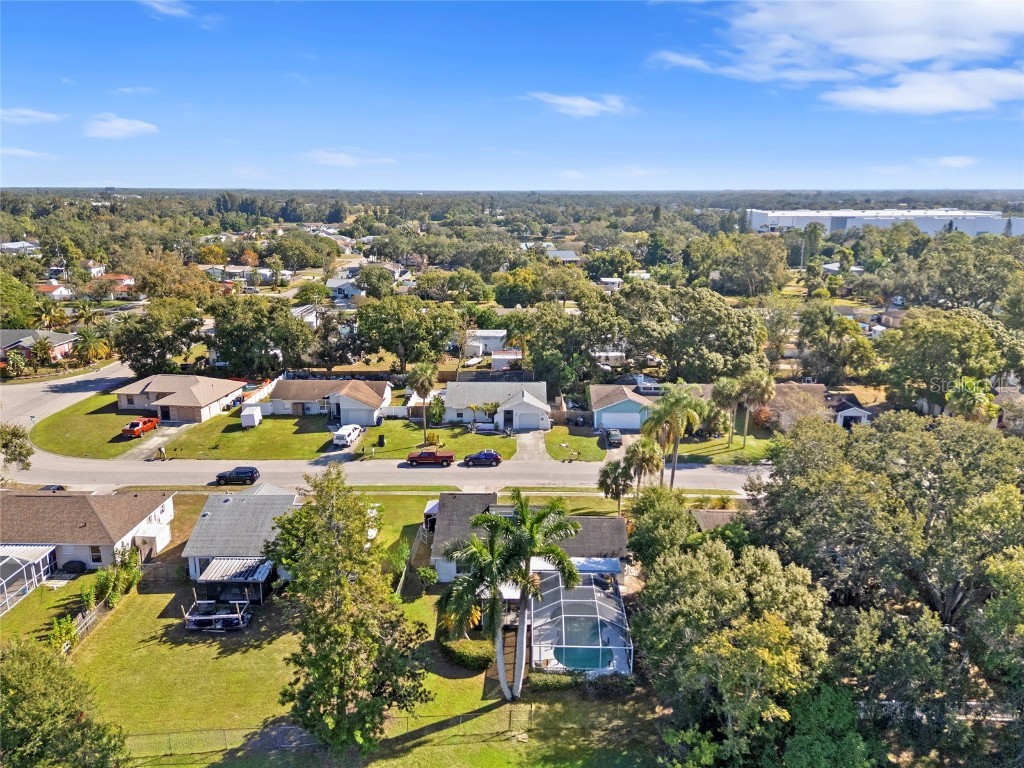 5612 22nd Street E Bradenton FL 34203 A4673701 image23