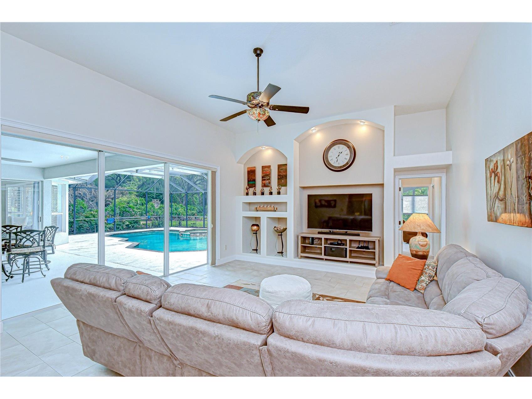 5612 Eagleglen Place Lithia FL 33547 TB8495636 image18