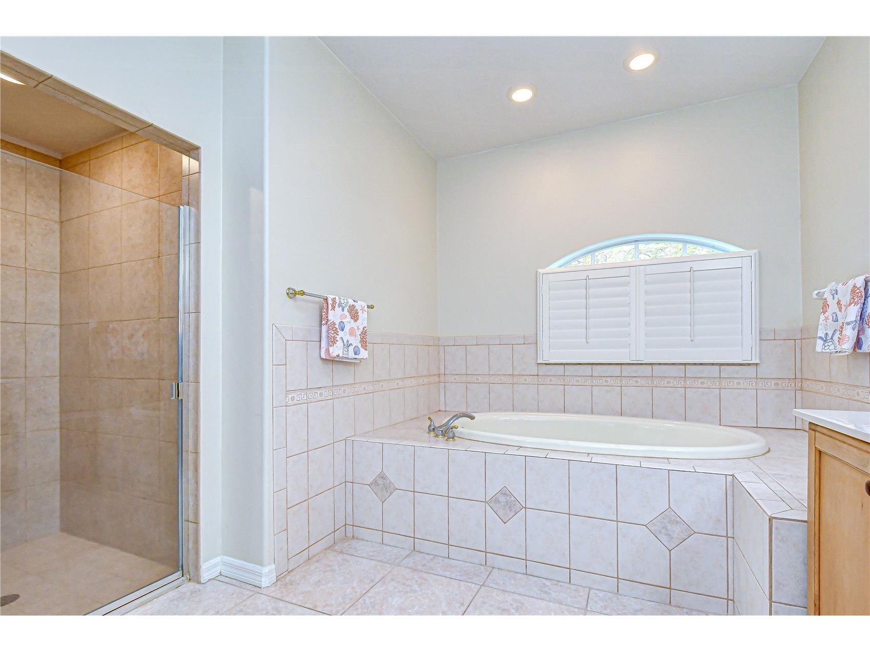 5612 Eagleglen Place Lithia FL 33547 TB8495636 image24