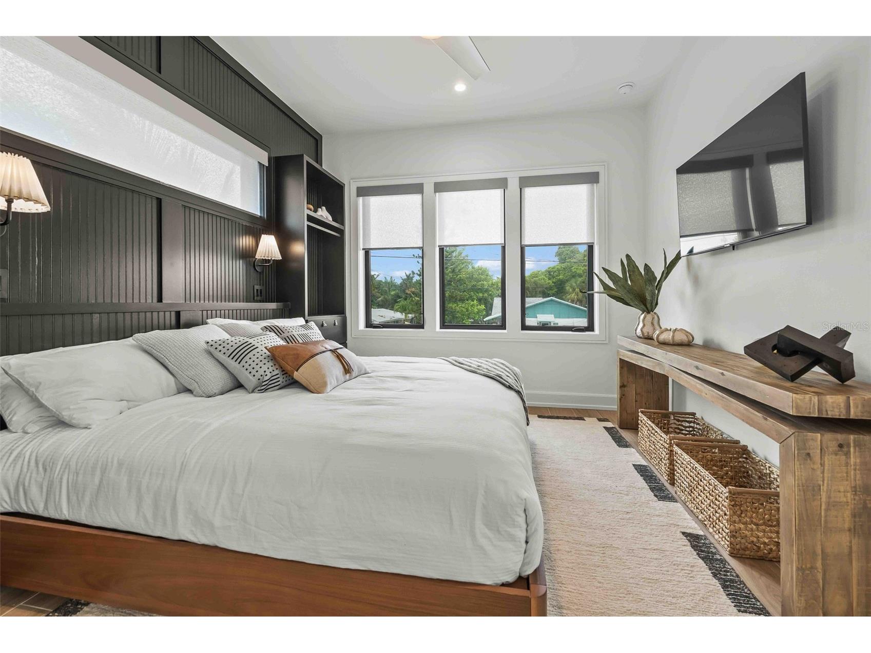 5612 Guava Street Holmes Beach FL 34217 A4676665 image16