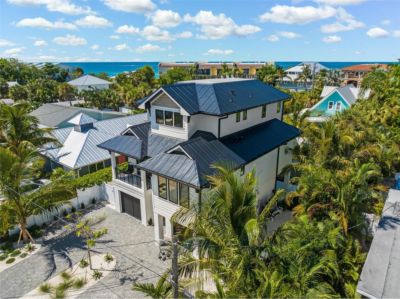 5612 Guava Street Holmes Beach FL 34217 A4676665 image2