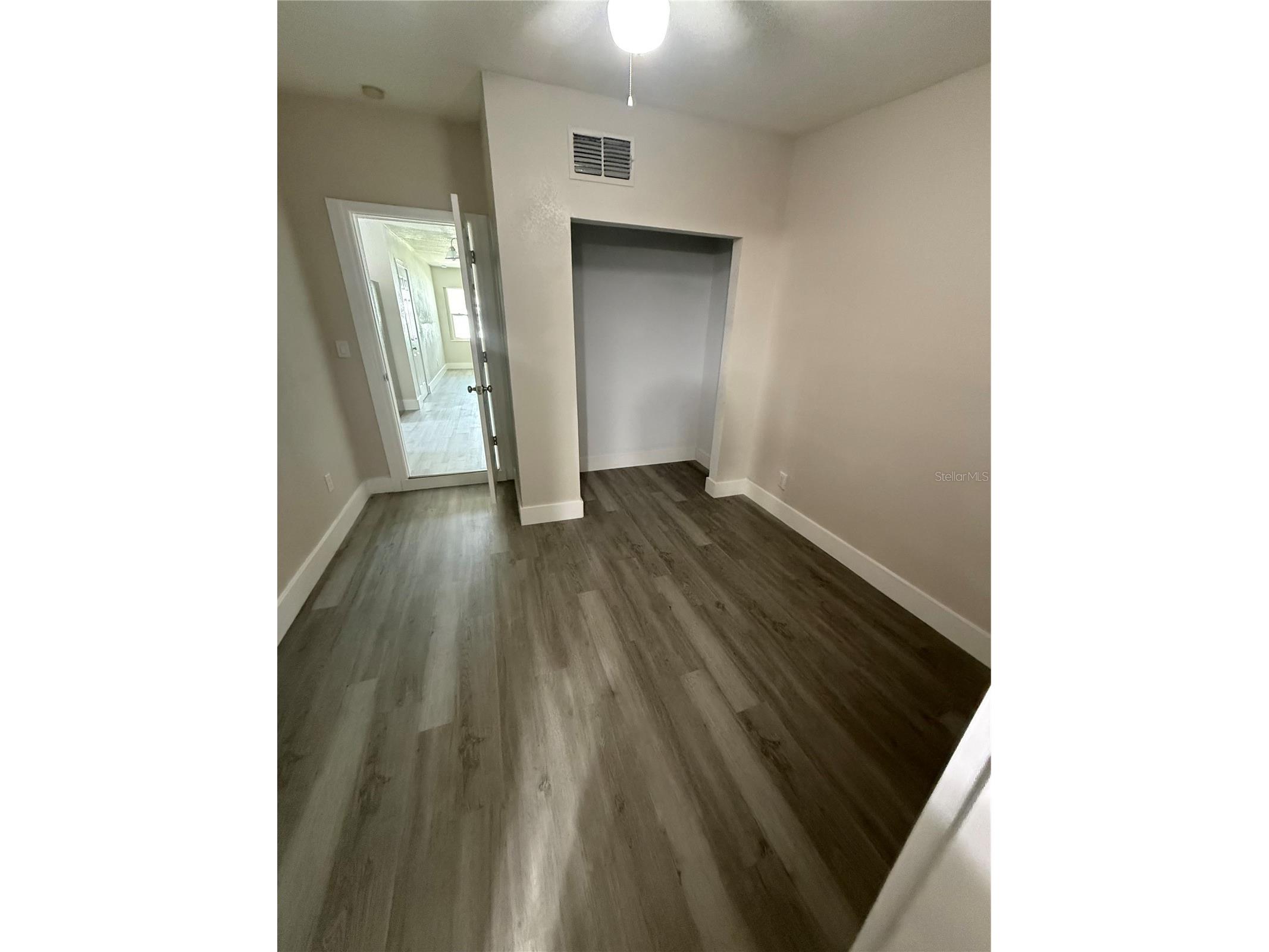 5612 Larimer Drive Tampa FL 33615 A4694790 image3
