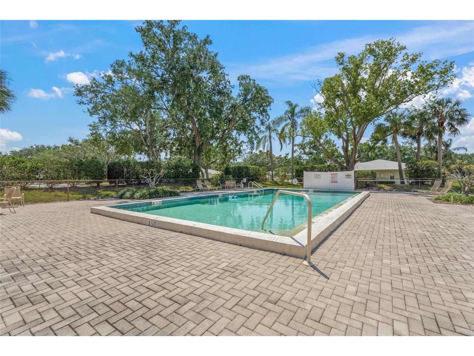 5612 Palm Aire Drive Sarasota FL 34243 A4683581 image22