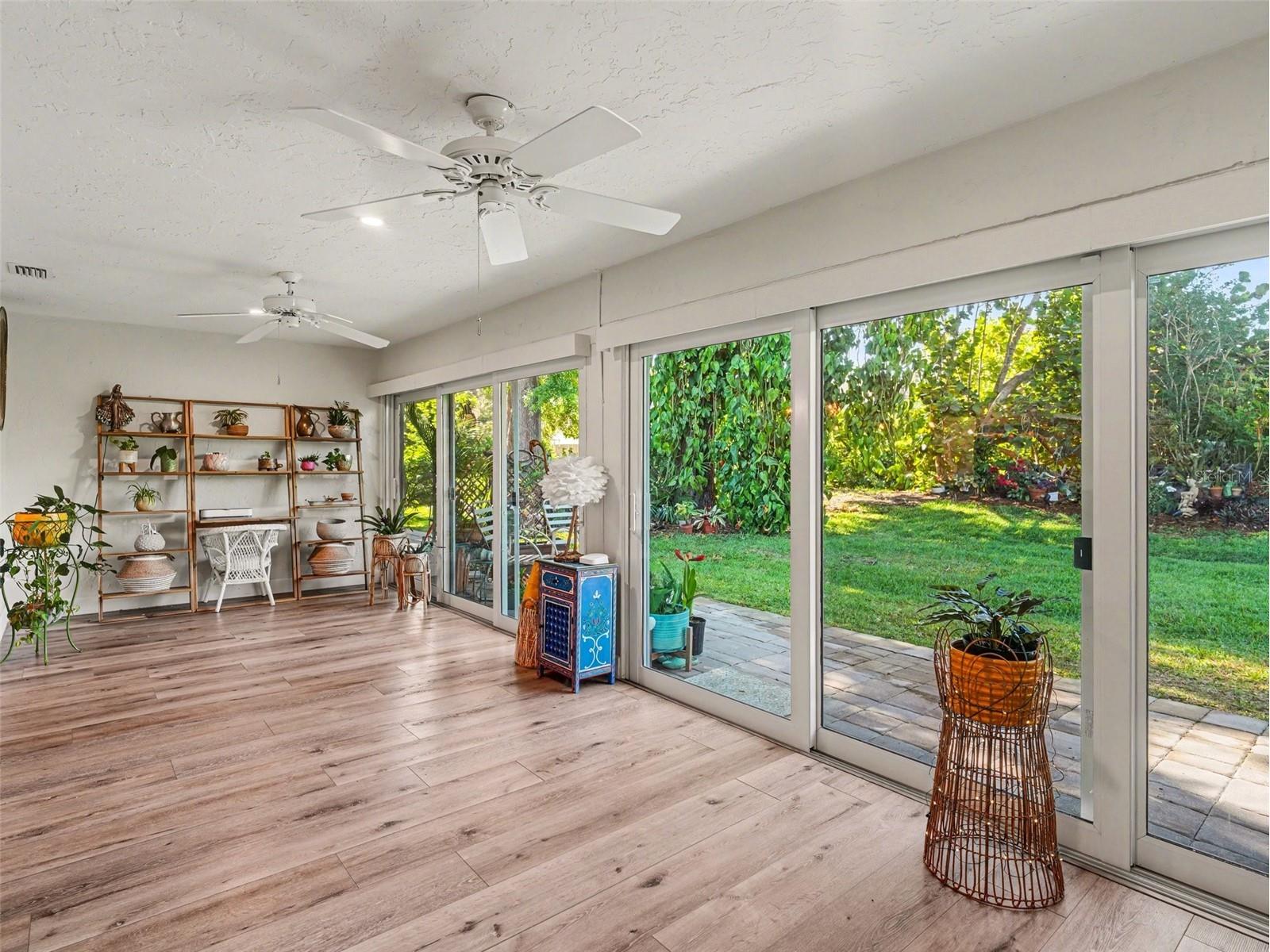 5612 Palm Aire Drive Sarasota FL 34243 A4683581 image7