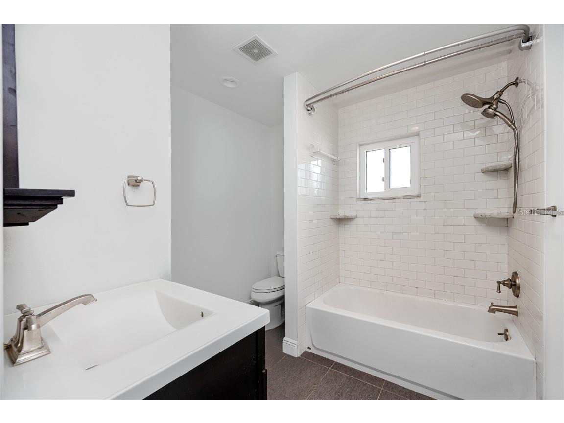 5613 35th Avenue N Saint Petersburg FL 33710 TB8449963 image16