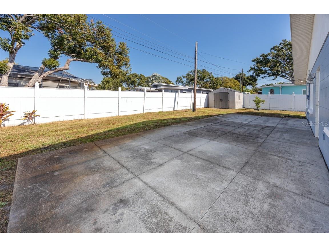 5613 35th Avenue N Saint Petersburg FL 33710 TB8449963 image34