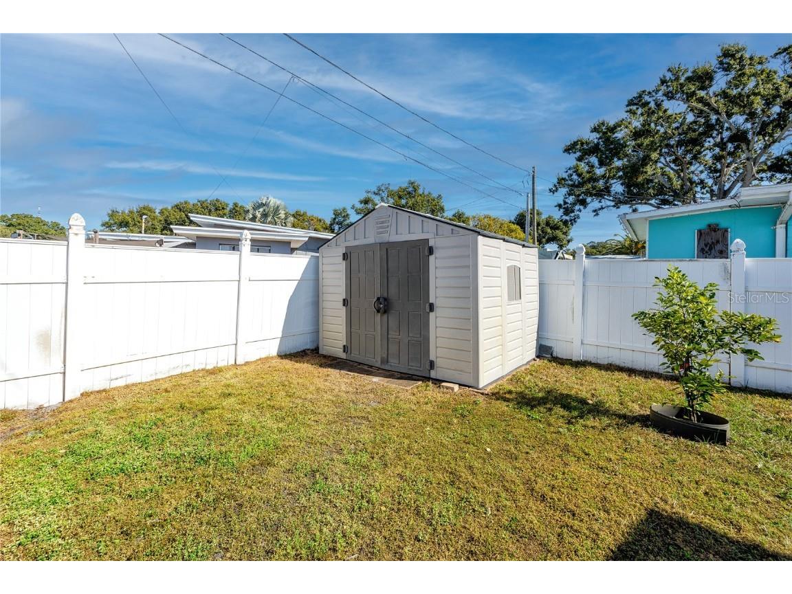 5613 35th Avenue N Saint Petersburg FL 33710 TB8449963 image35