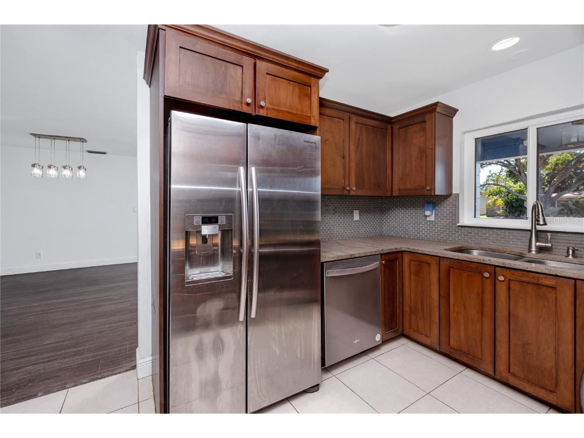 5613 35th Avenue N Saint Petersburg FL 33710 TB8449963 image9