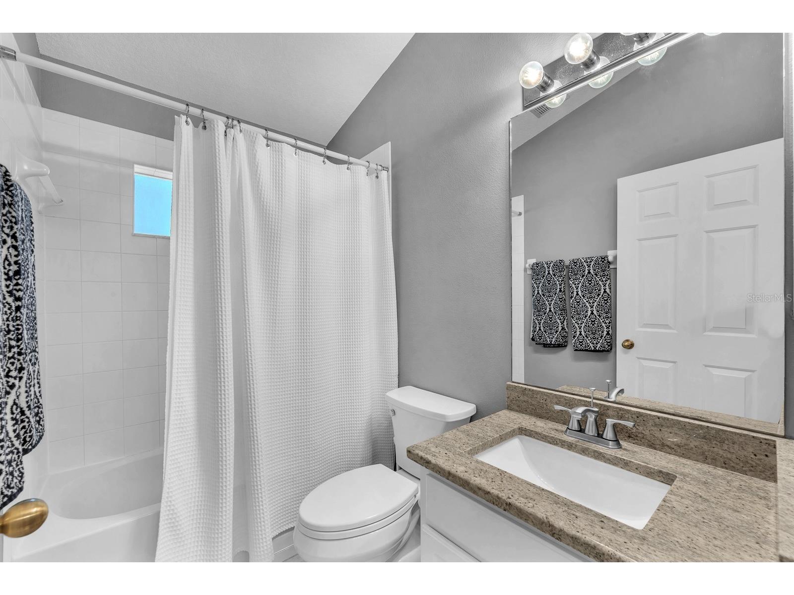 5613 Lark Meadow Place Lithia FL 33547 TB8494202 image29