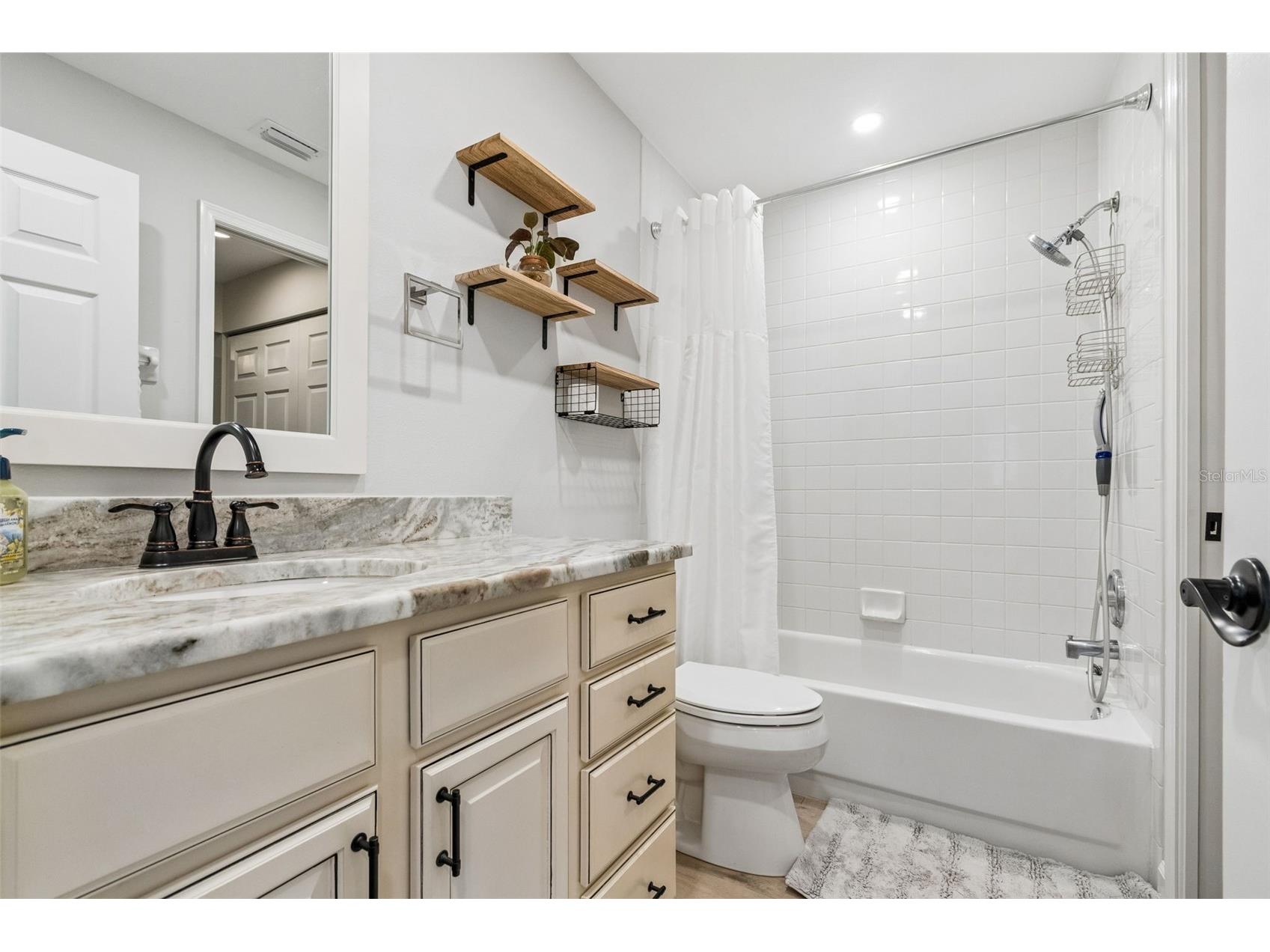5613 Monte Rosso Road Sarasota FL 34243 TB8505938 image15