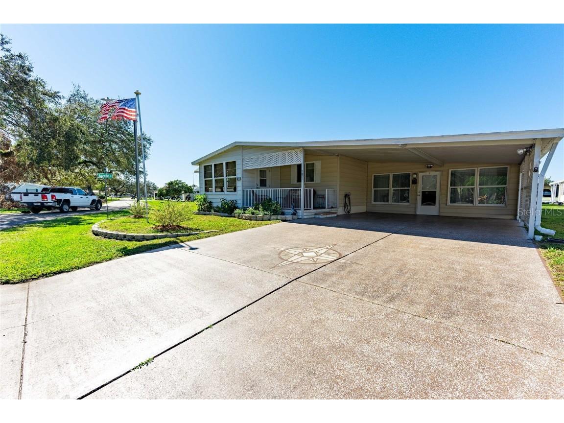 5613 Pawnee Street Zephyrhills FL 33542 TB8323975 image1