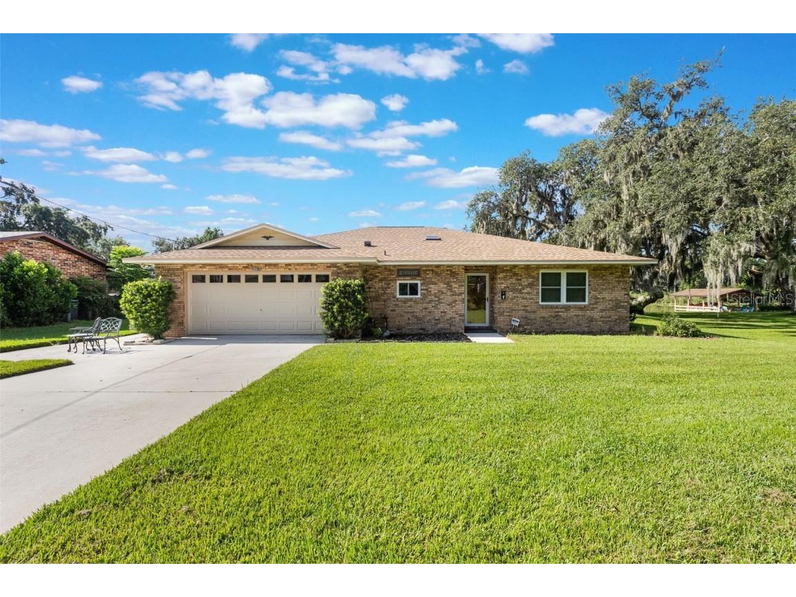 5614 E Harbor Drive Fruitland Park FL 34731 - LAKE GRIFFIN O6325382 image1