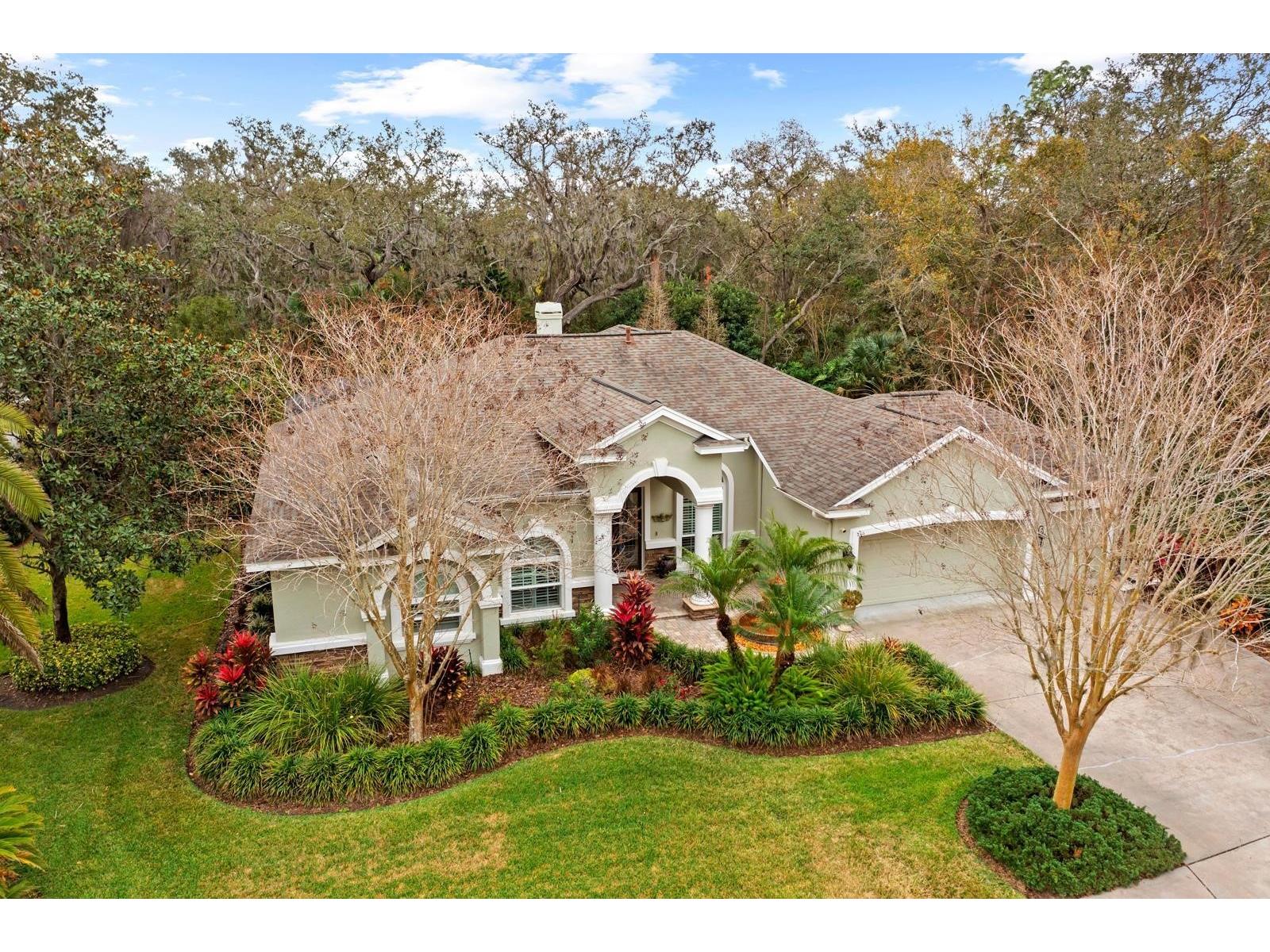 5614 Eagleglen Place Lithia FL 33547 TB8469199 image1