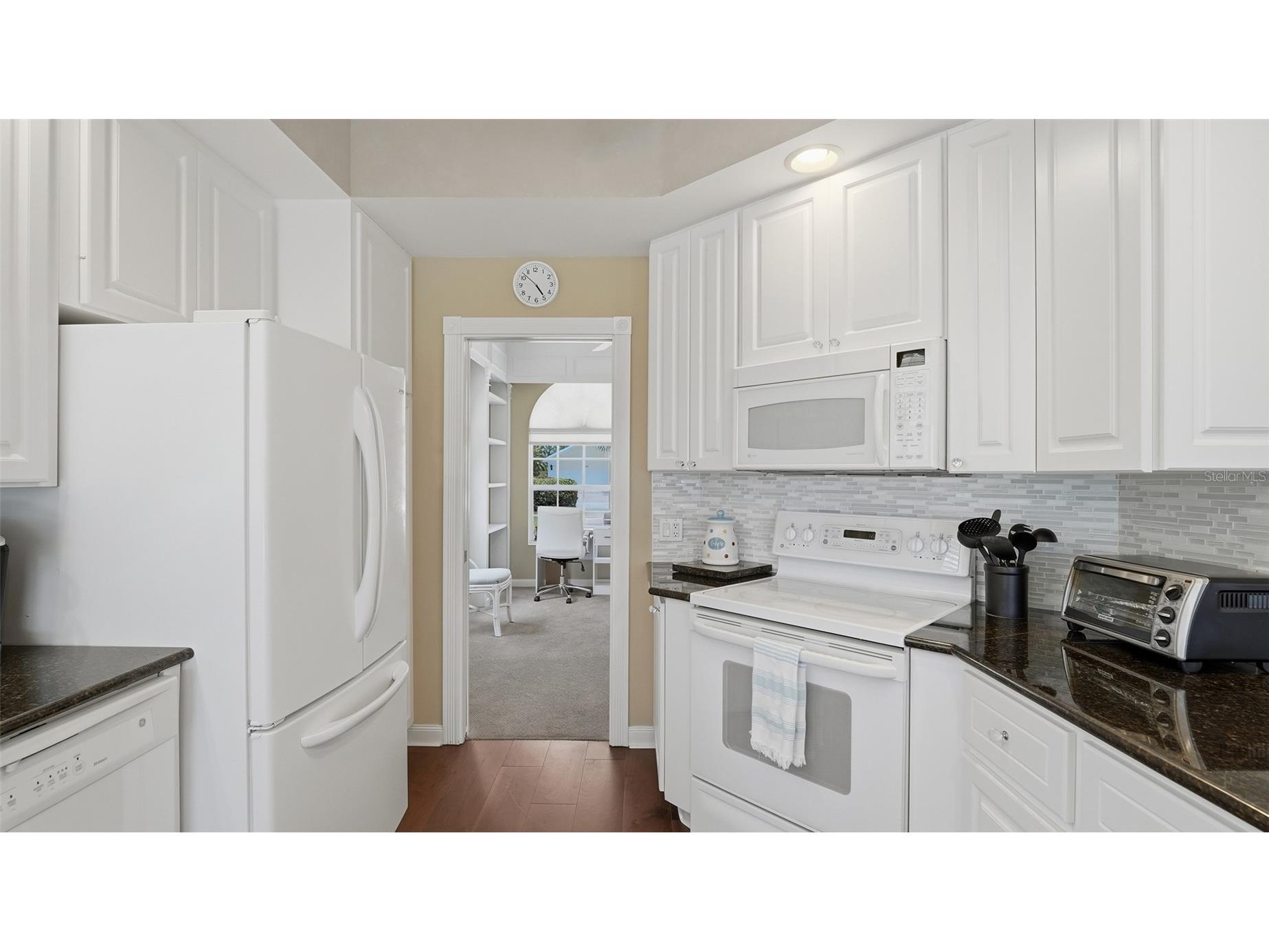 5614 Octonia Place Sarasota FL 34238 A4692412 image23