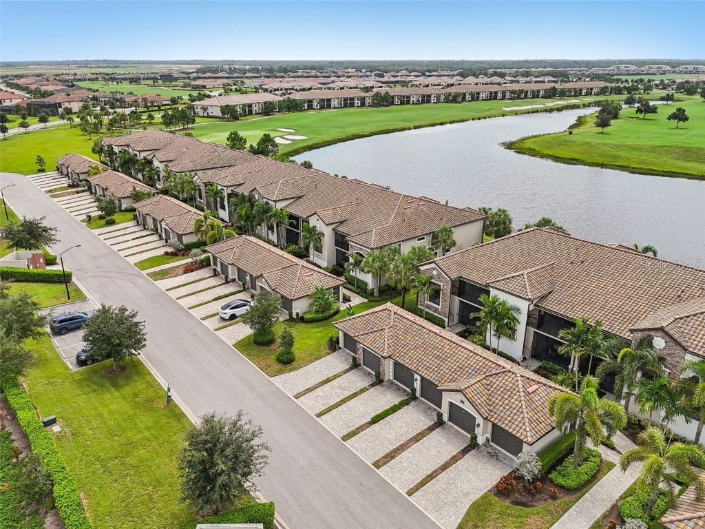 5614 Palmer Circle #101 Lakewood Ranch FL 34211 A4622664 image1