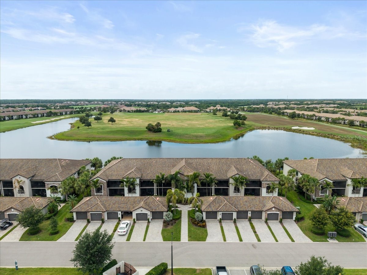 5614 Palmer Circle #204 Lakewood Ranch FL 34211 A4697015 image1