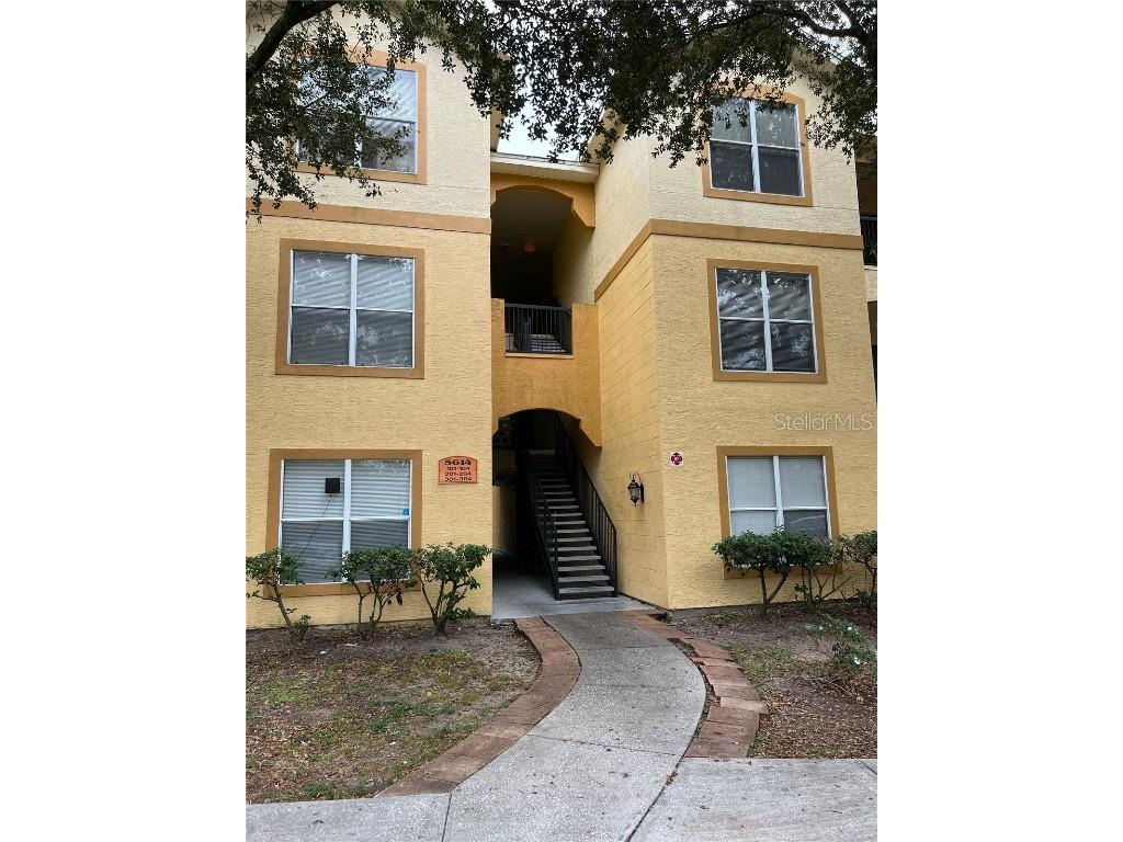 5614 Pinnacle Heights Circle #103 Tampa FL 33624 W7859776 image1