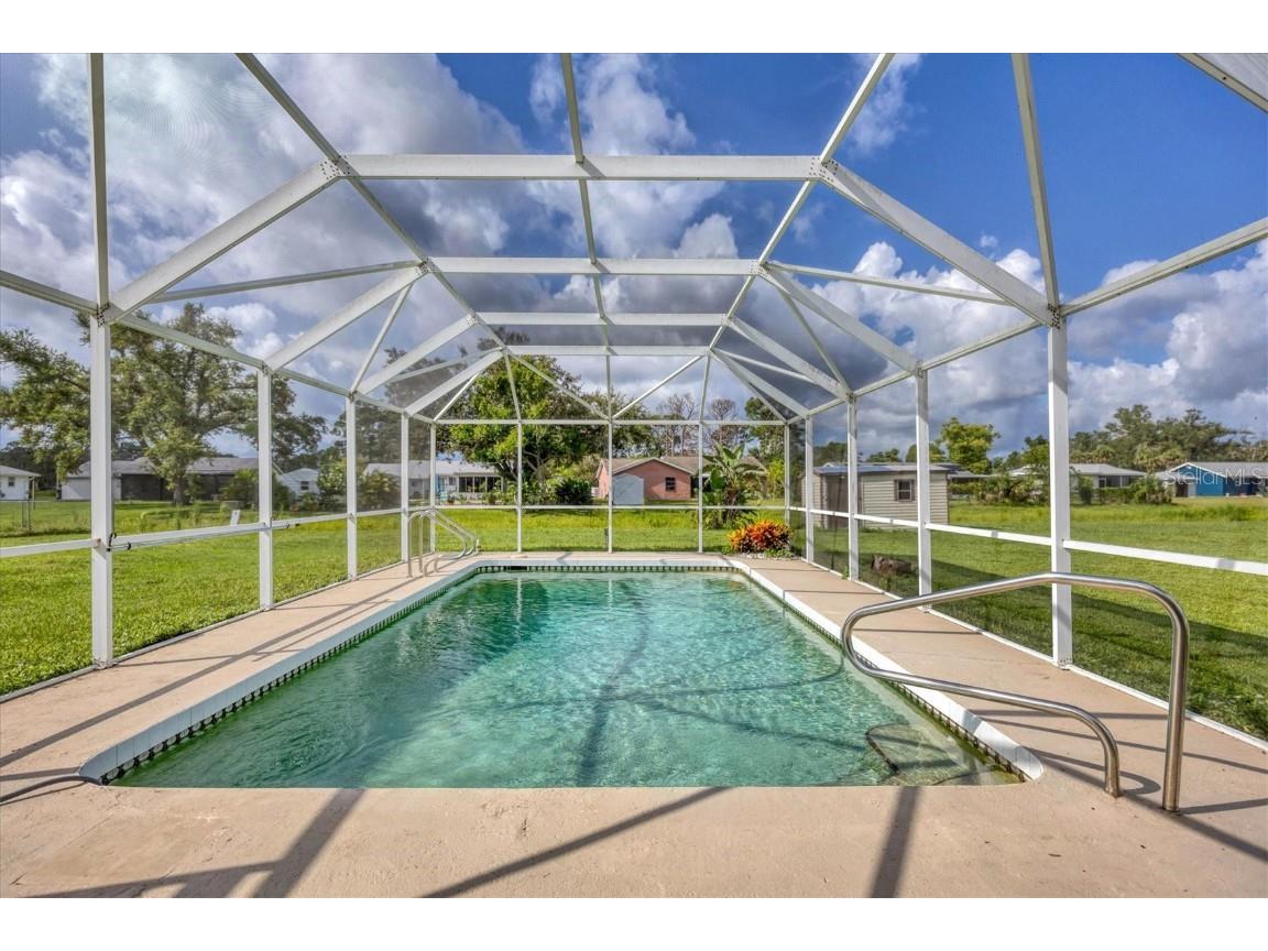 5615 Kenwood Drive North Port FL 34287 N6128113 image1