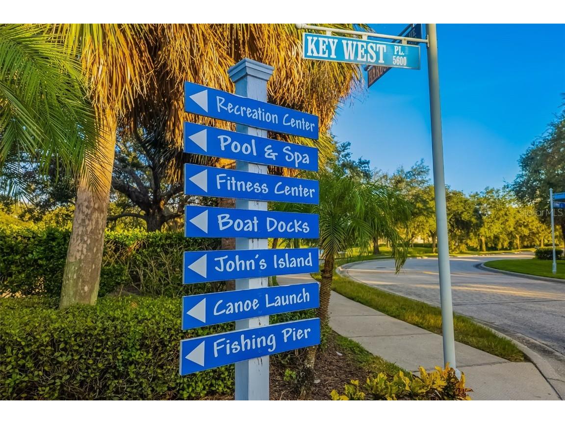 5615 Southernmost Lane Bradenton FL 34203 A4674071 image54