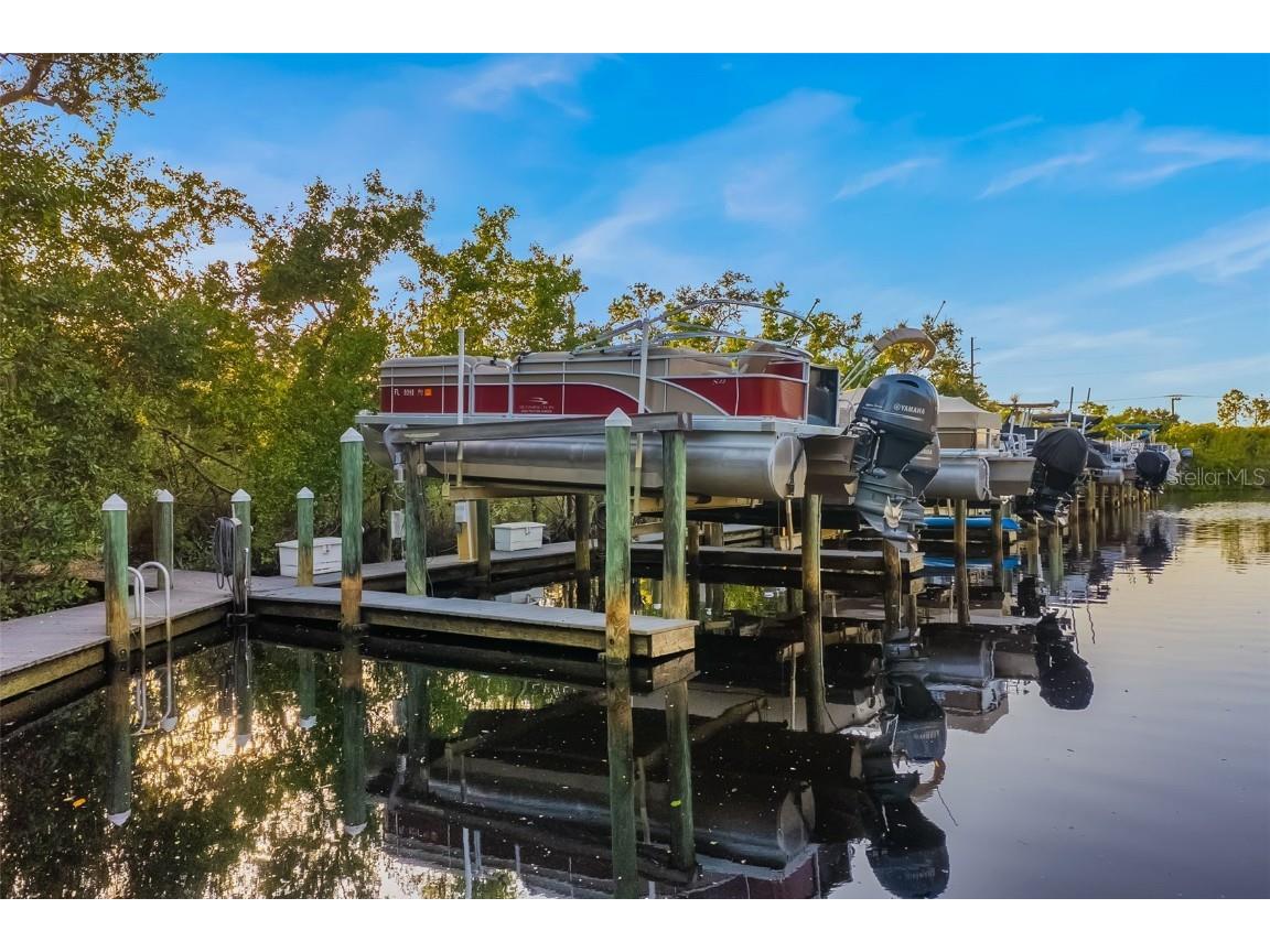 5615 Southernmost Lane Bradenton FL 34203 A4674071 image68