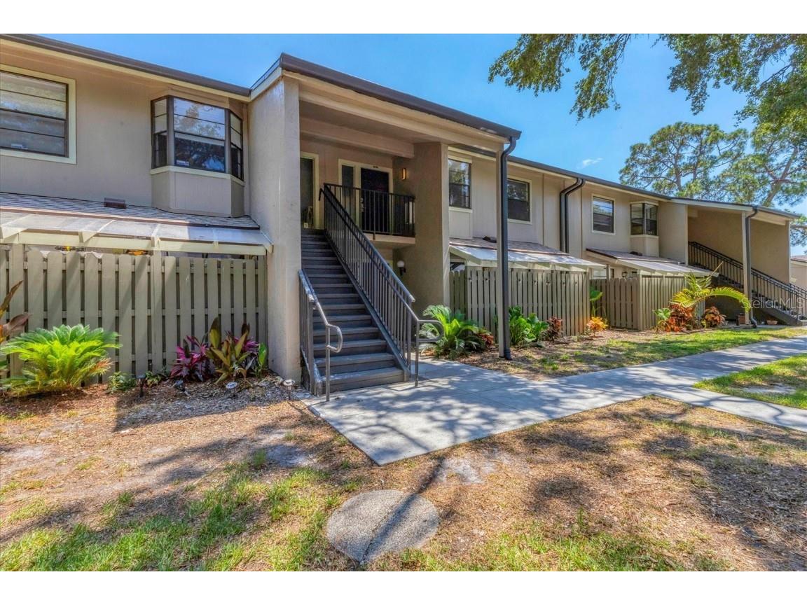 5615 Summer Side Lane #47B Sarasota FL 34231 A4612121 image1