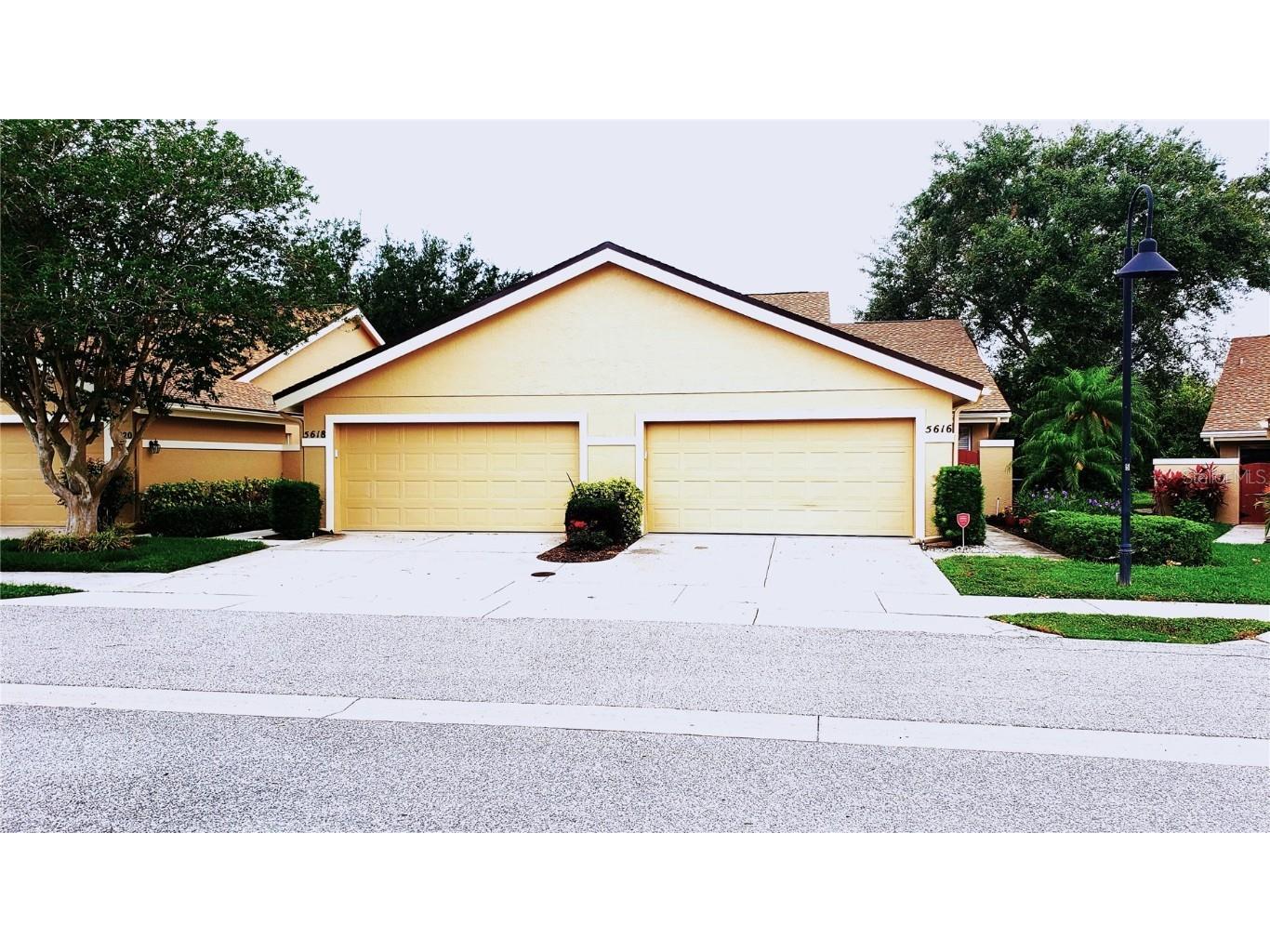 5616 Monte Rosso Road Sarasota FL 34243 - LAKE/POND A4568992 image1