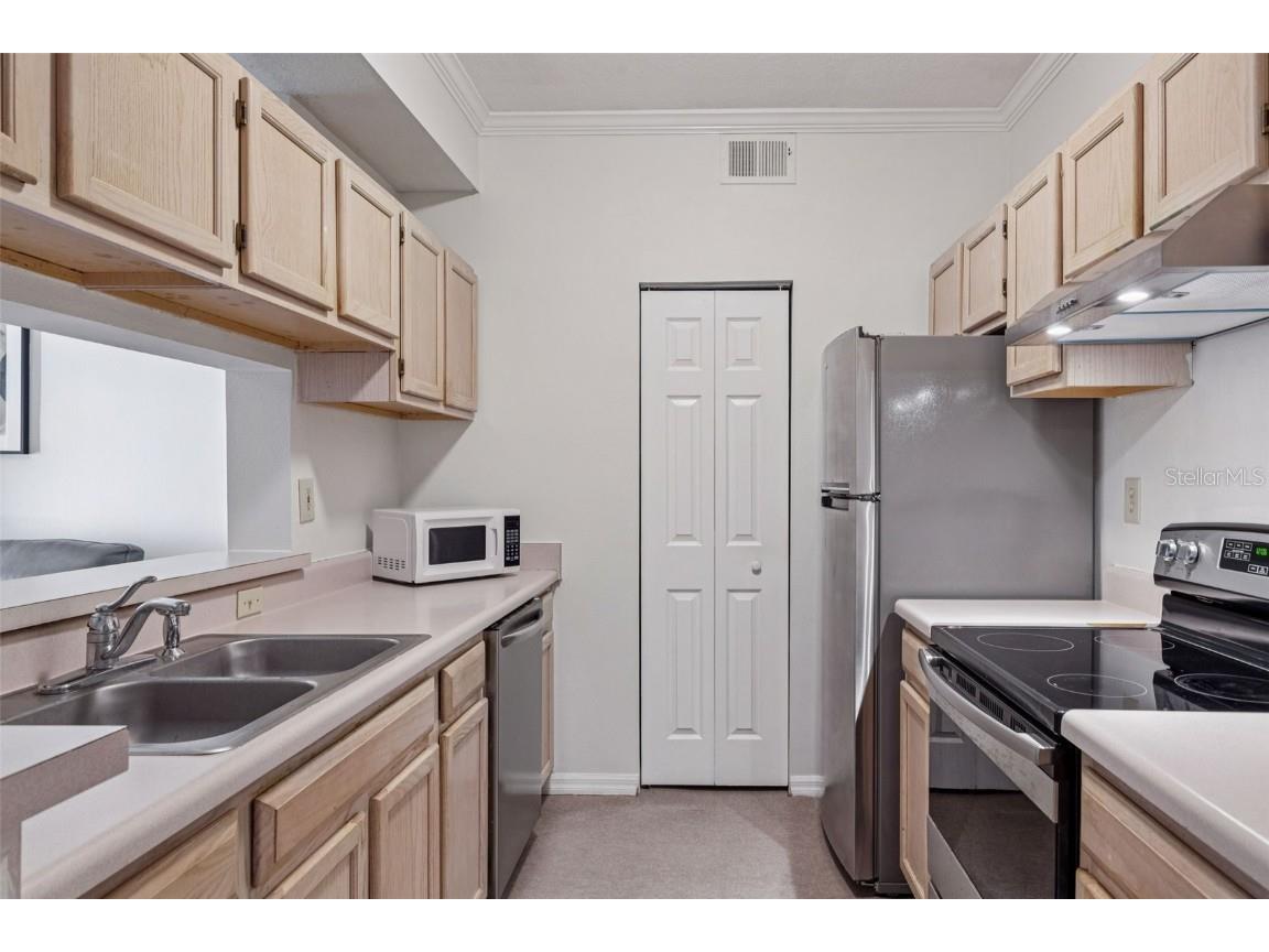 5616 Pinnacle Heights Circle #307 Tampa FL 33624 TB8445039 image18