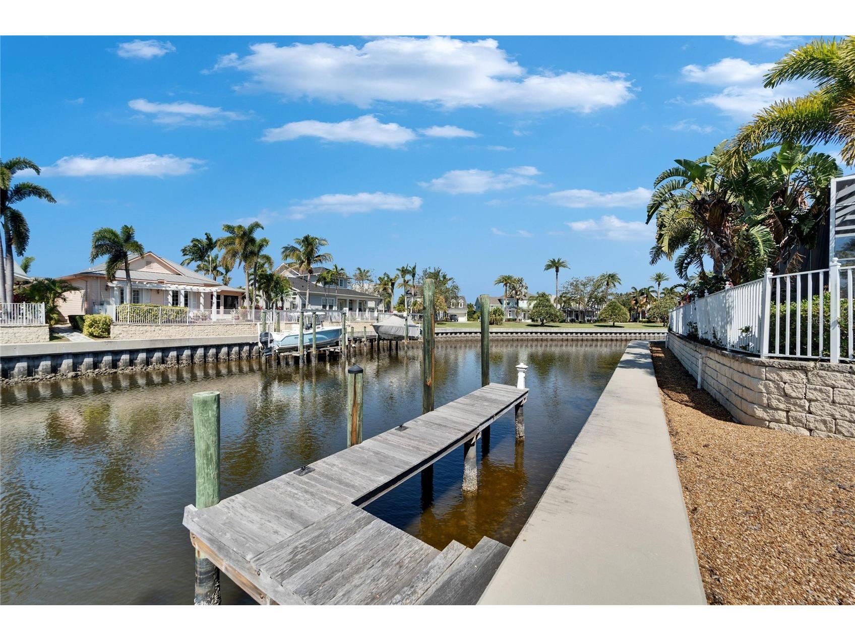 5616 Seagrass Place Apollo Beach FL 33572 - SEAGRASS CANAL TB8356674 image3