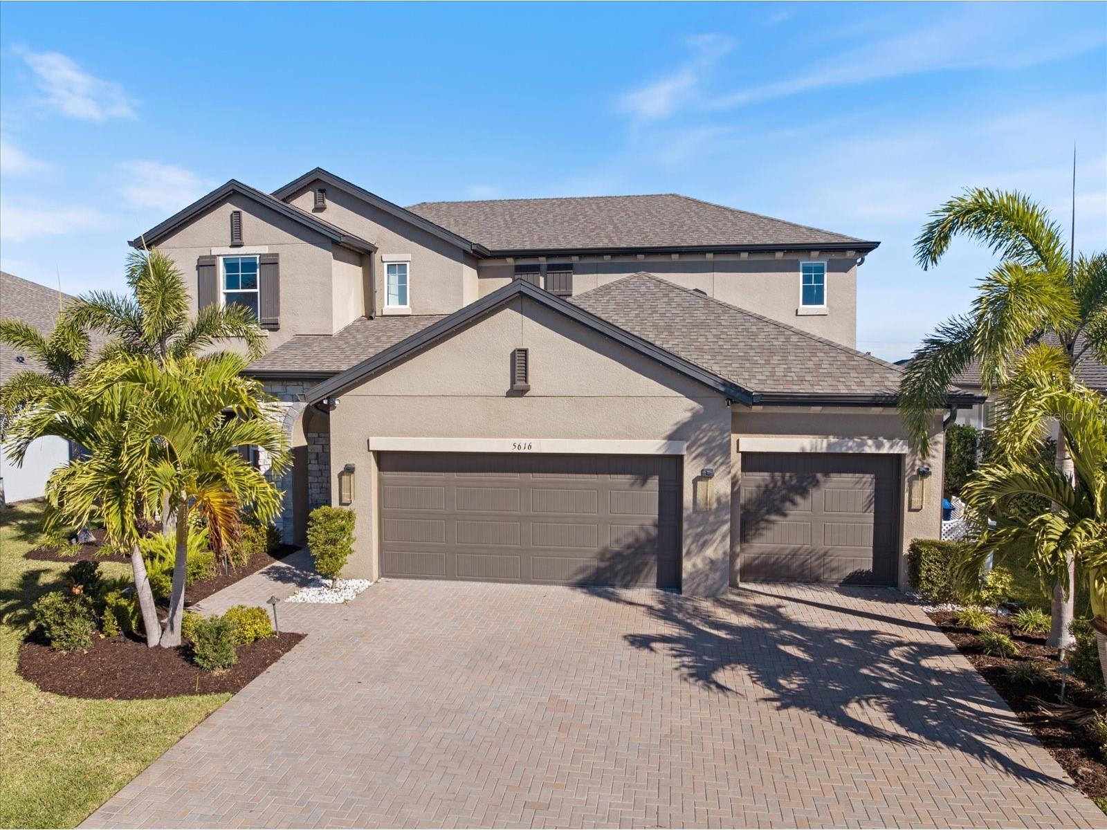 5616 Soft Skies Drive Sarasota FL 34238 A4675830 image1