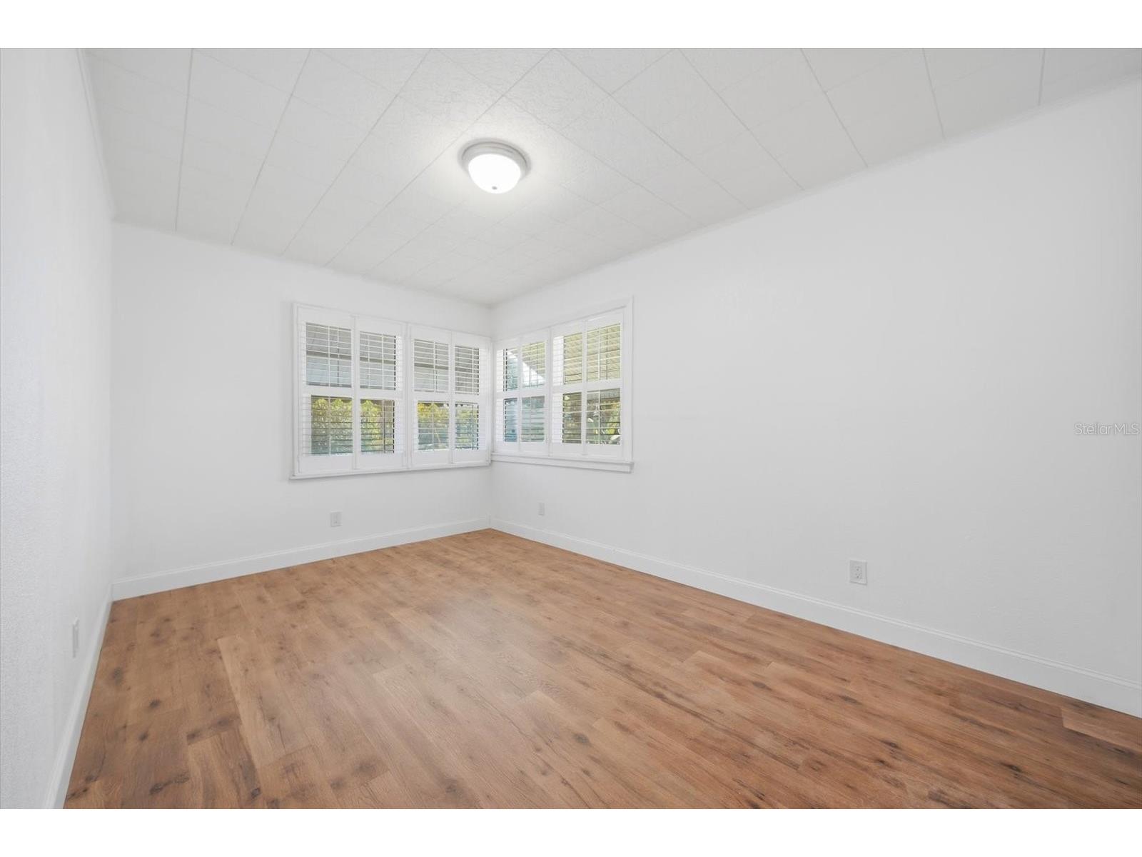 5617 30th Avenue S Gulfport FL 33707 TB8510531 image13
