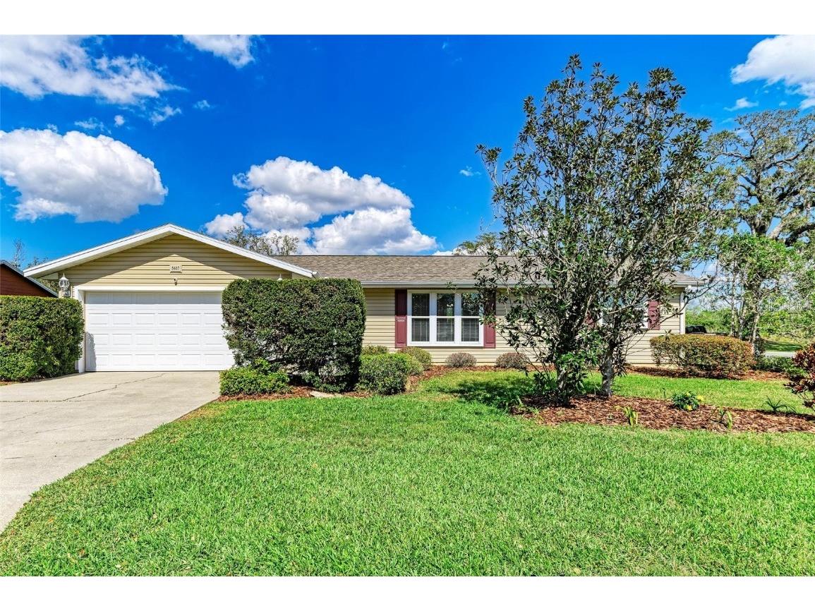 5617 78th Avenue E Palmetto FL 34221 A4642425 image1