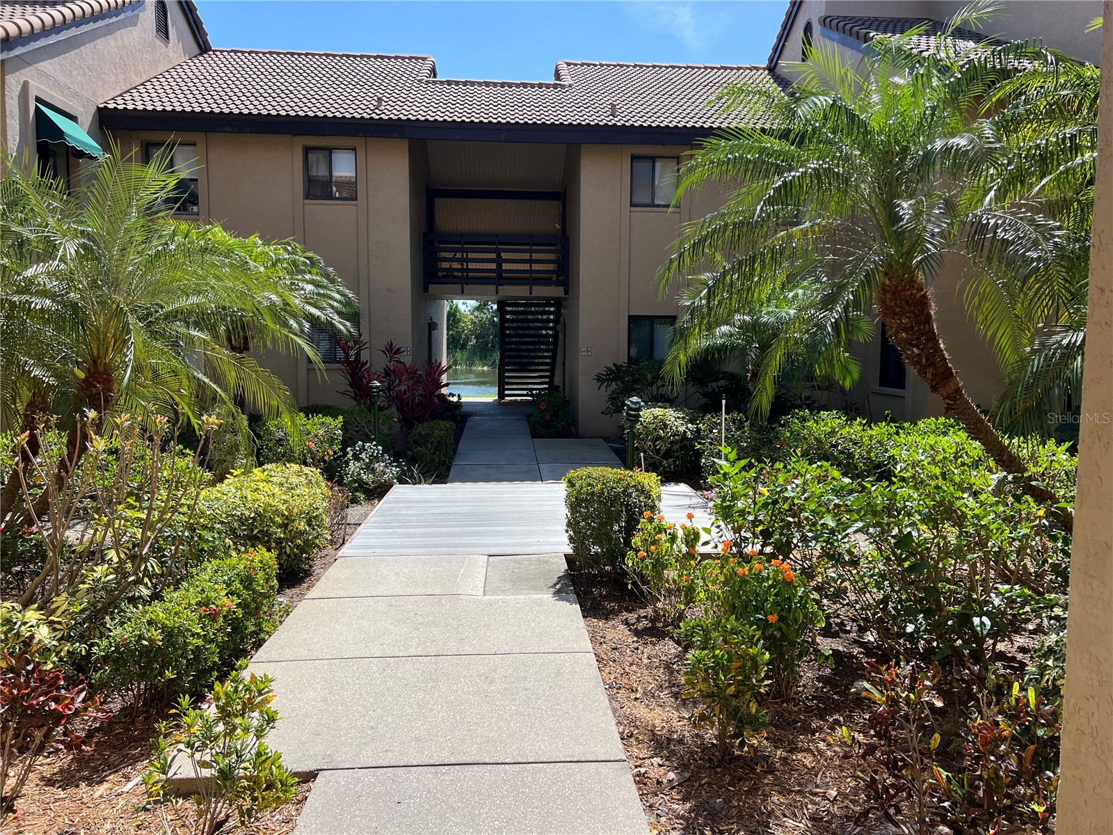 5617 Ashton Lake Drive #1 Sarasota FL 34231 A4650266 image2