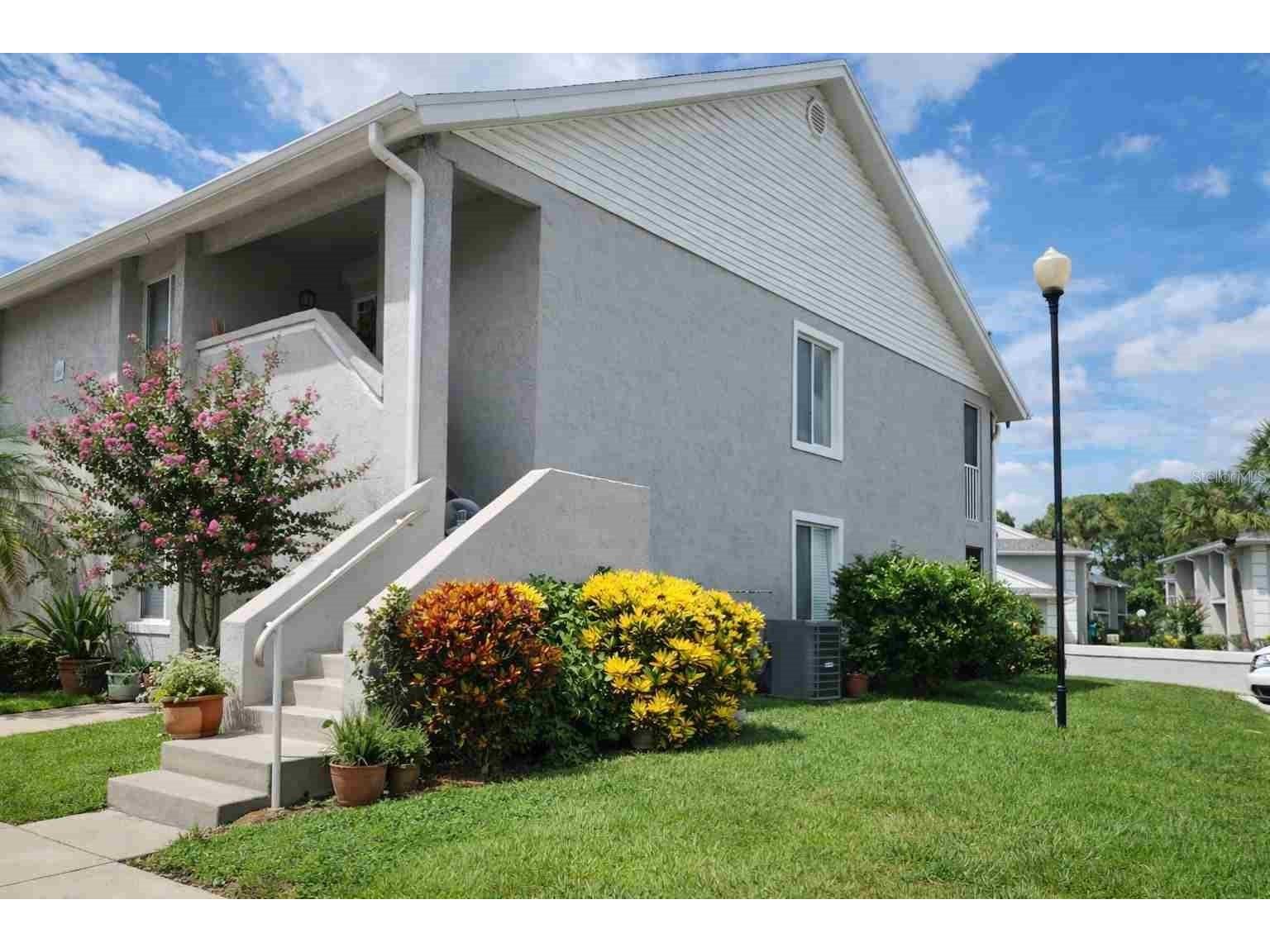 5617 Blue Shadows Court #66-4 Orlando FL 32811 V4945186 image3