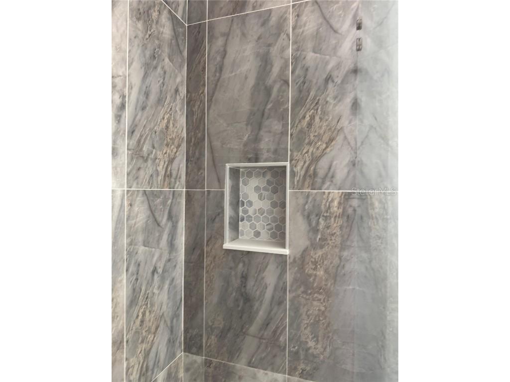 5617 Gateway Drive Tampa FL 33615 TB8450731 image16