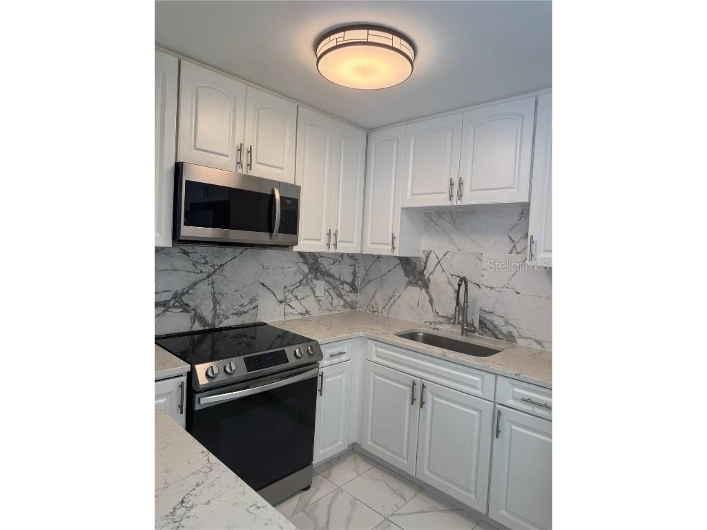 5617 Gateway Drive Tampa FL 33615 TB8450731 image8