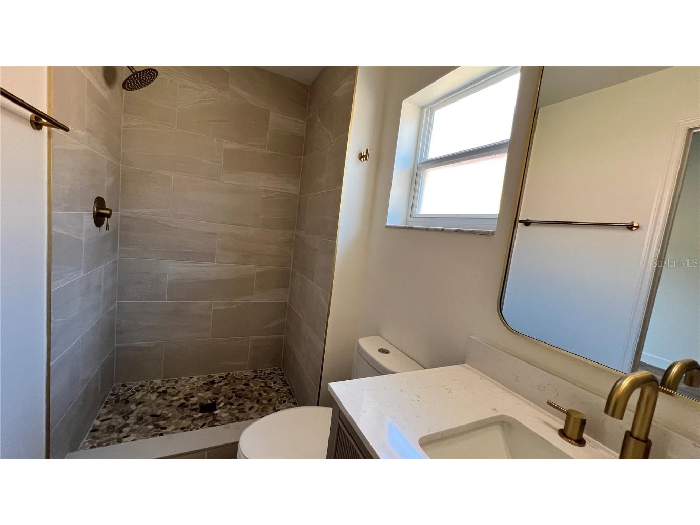 5617 Golf Club Parkway Orlando FL 32808 S5131864 image13