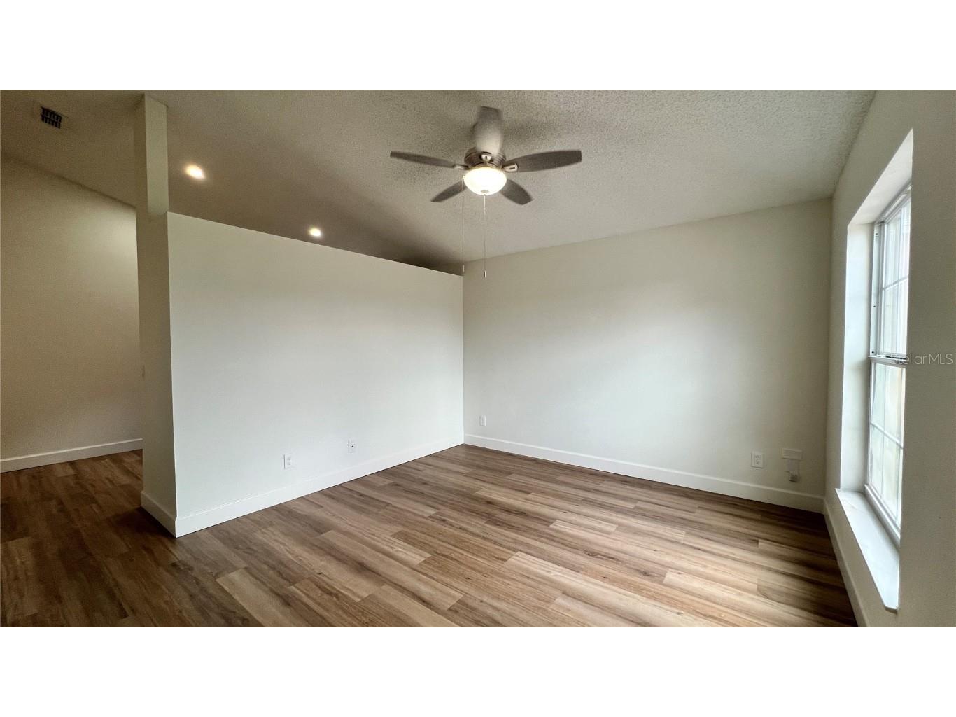 5617 Golf Club Parkway Orlando FL 32808 S5131864 image4