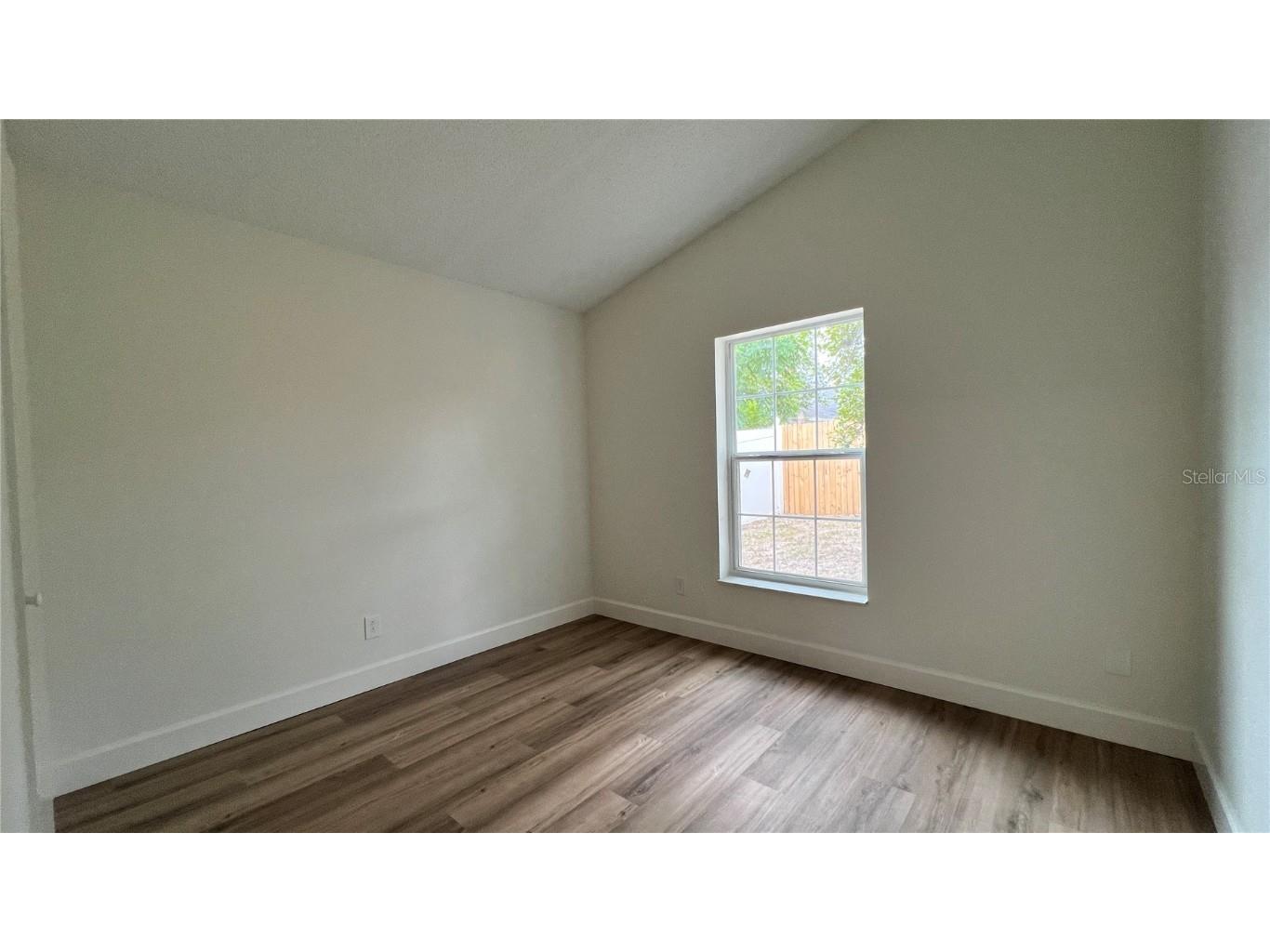 5617 Golf Club Parkway Orlando FL 32808 S5131864 image9