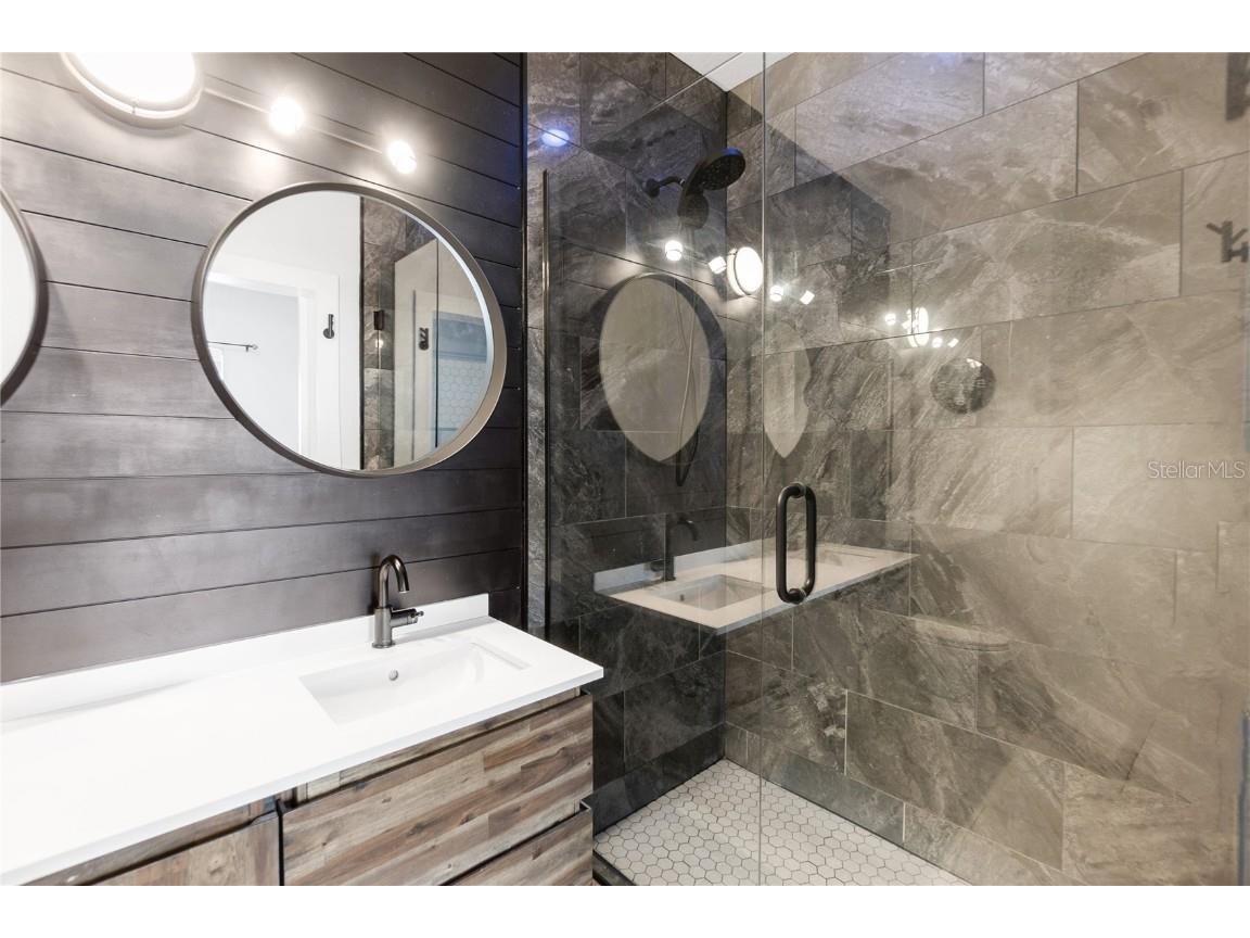 5617 Whitehead Street Bradenton FL 34203 A4670785 image21