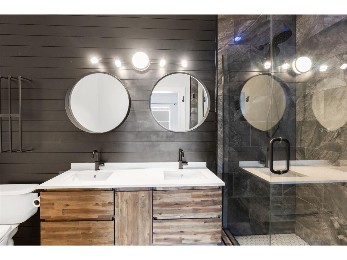 5617 Whitehead Street Bradenton FL 34203 A4670785 image22