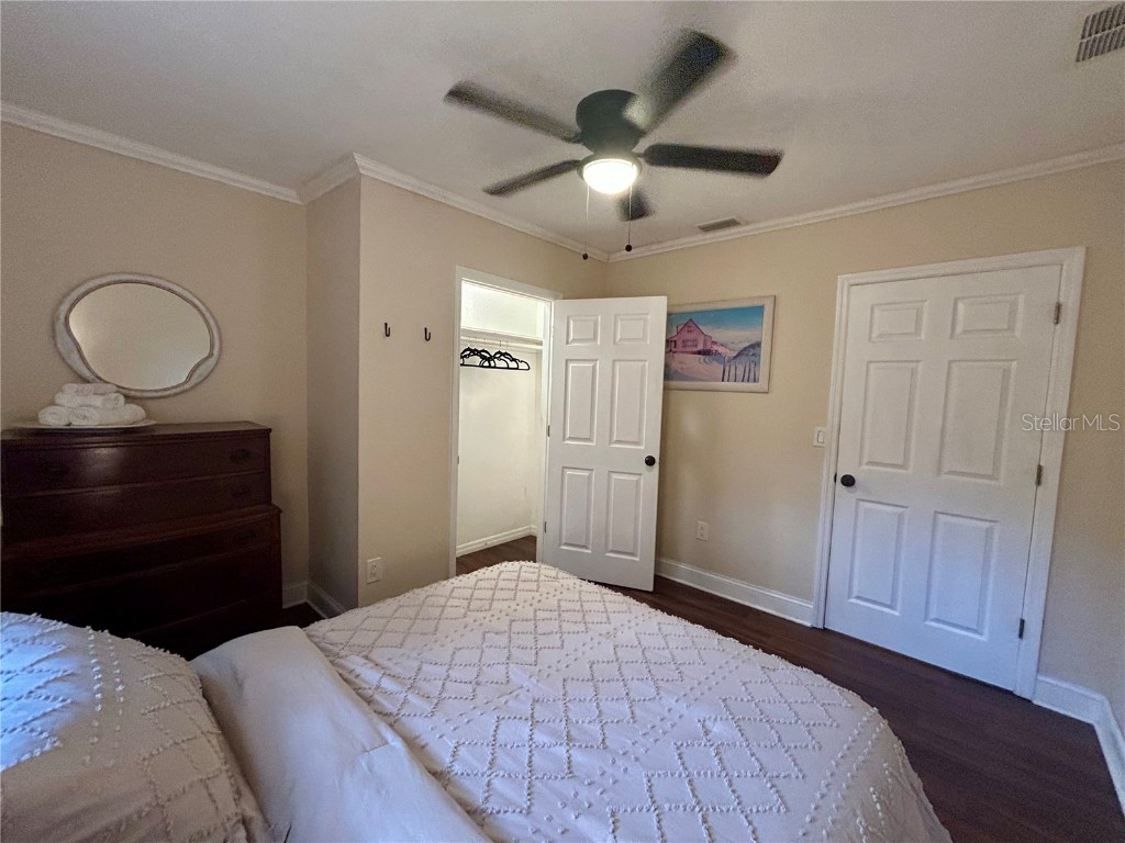 5618 20th Avenue S Gulfport FL 33707 TB8459148 image13