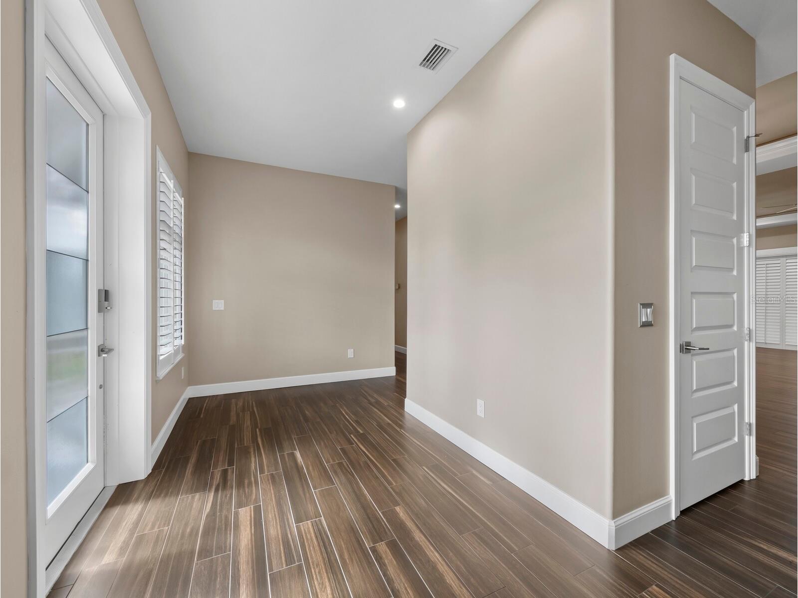 5618 Britannia Drive Sarasota FL 34231 A4688782 image12