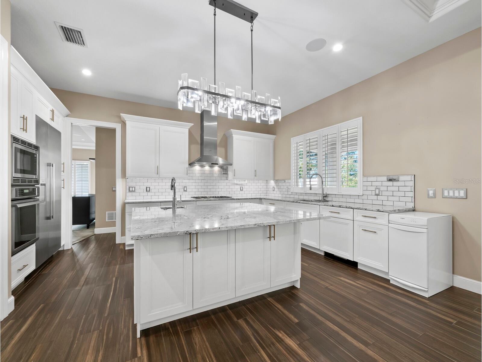 5618 Britannia Drive Sarasota FL 34231 A4688782 image21