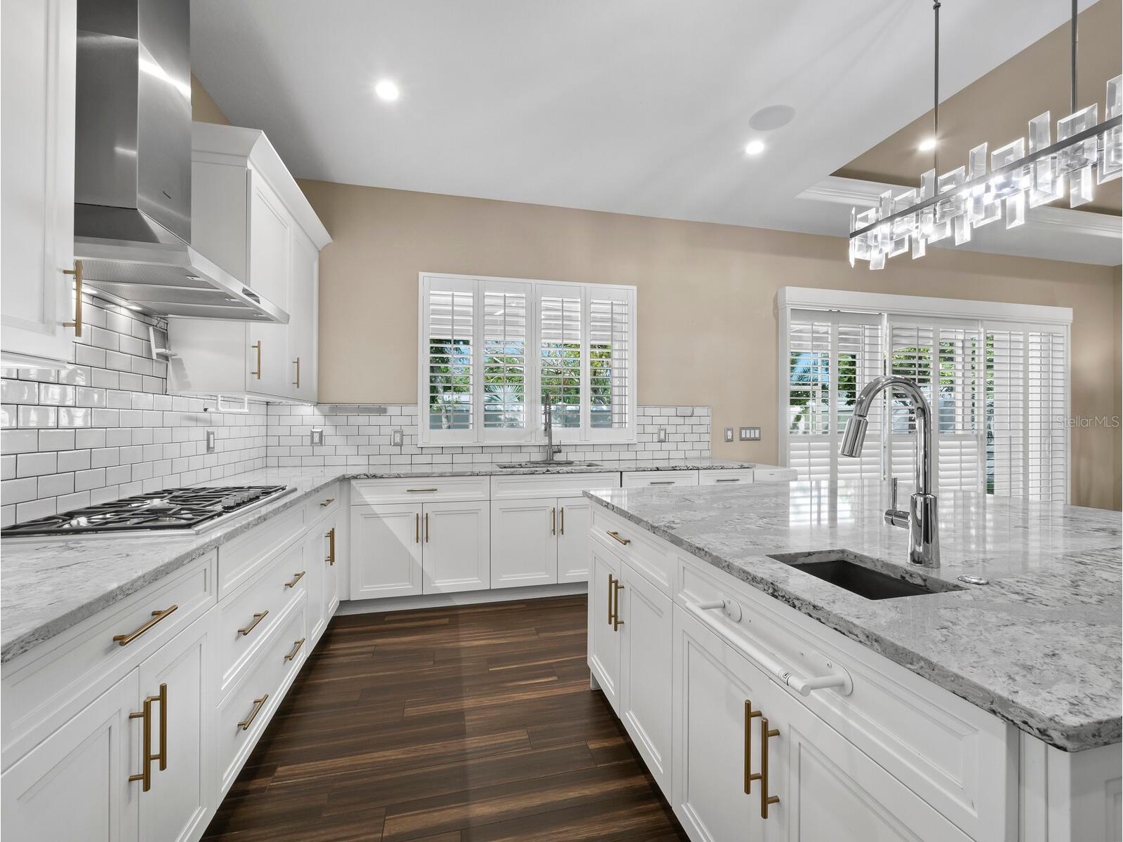 5618 Britannia Drive Sarasota FL 34231 A4688782 image22