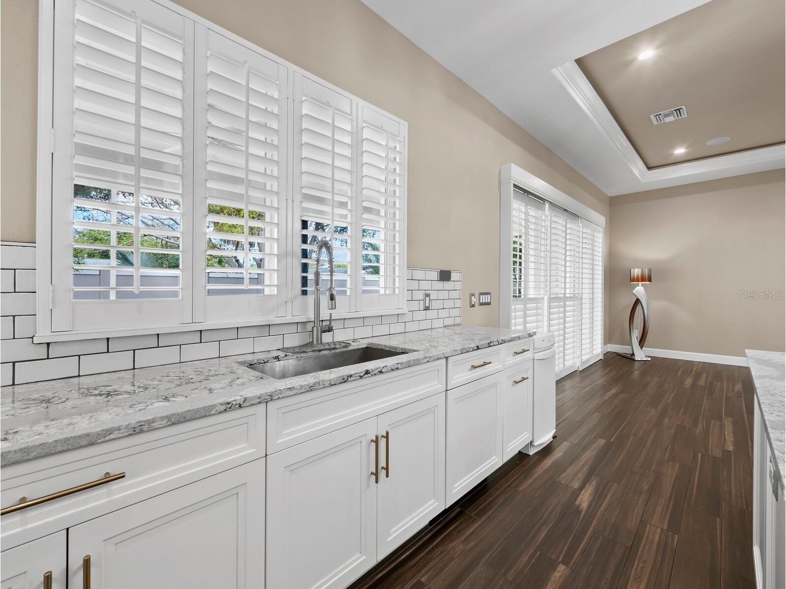 5618 Britannia Drive Sarasota FL 34231 A4688782 image24