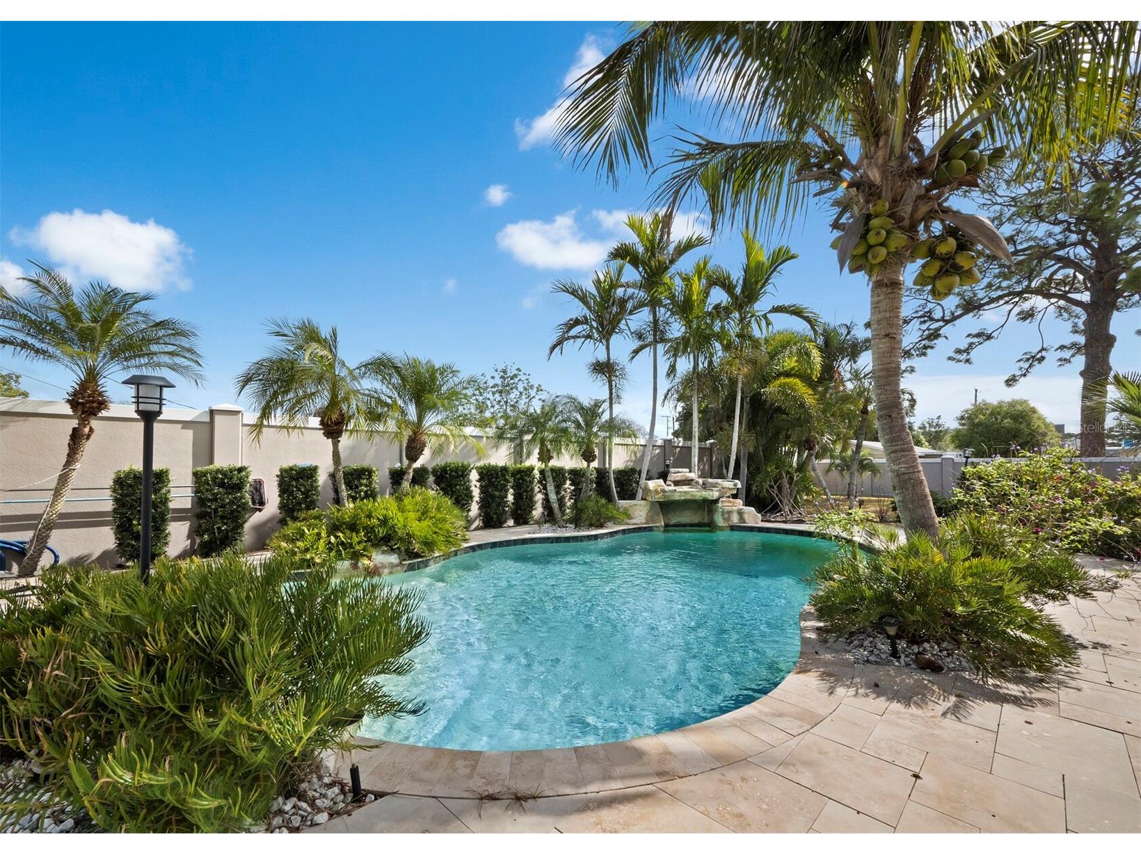 5618 Britannia Drive Sarasota FL 34231 A4688782 image3