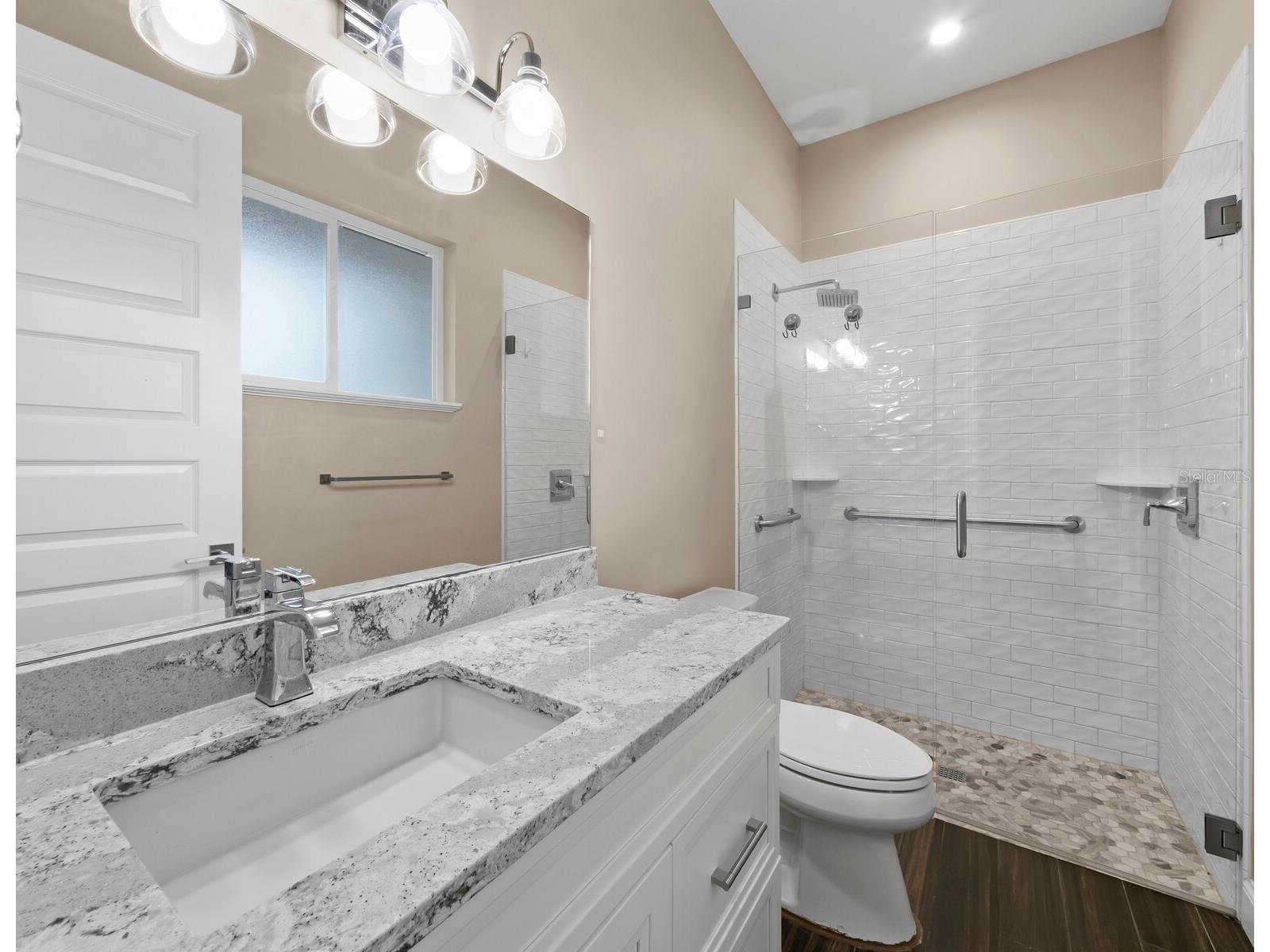 5618 Britannia Drive Sarasota FL 34231 A4688782 image44