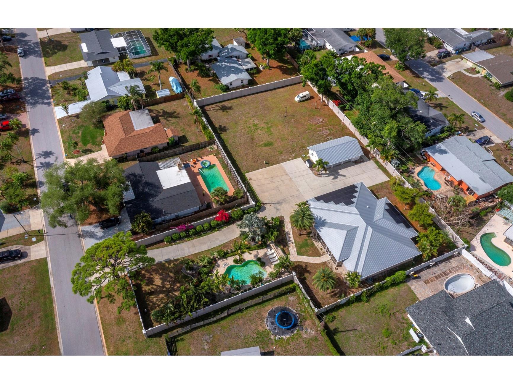 5618 Britannia Drive Sarasota FL 34231 A4688782 image57