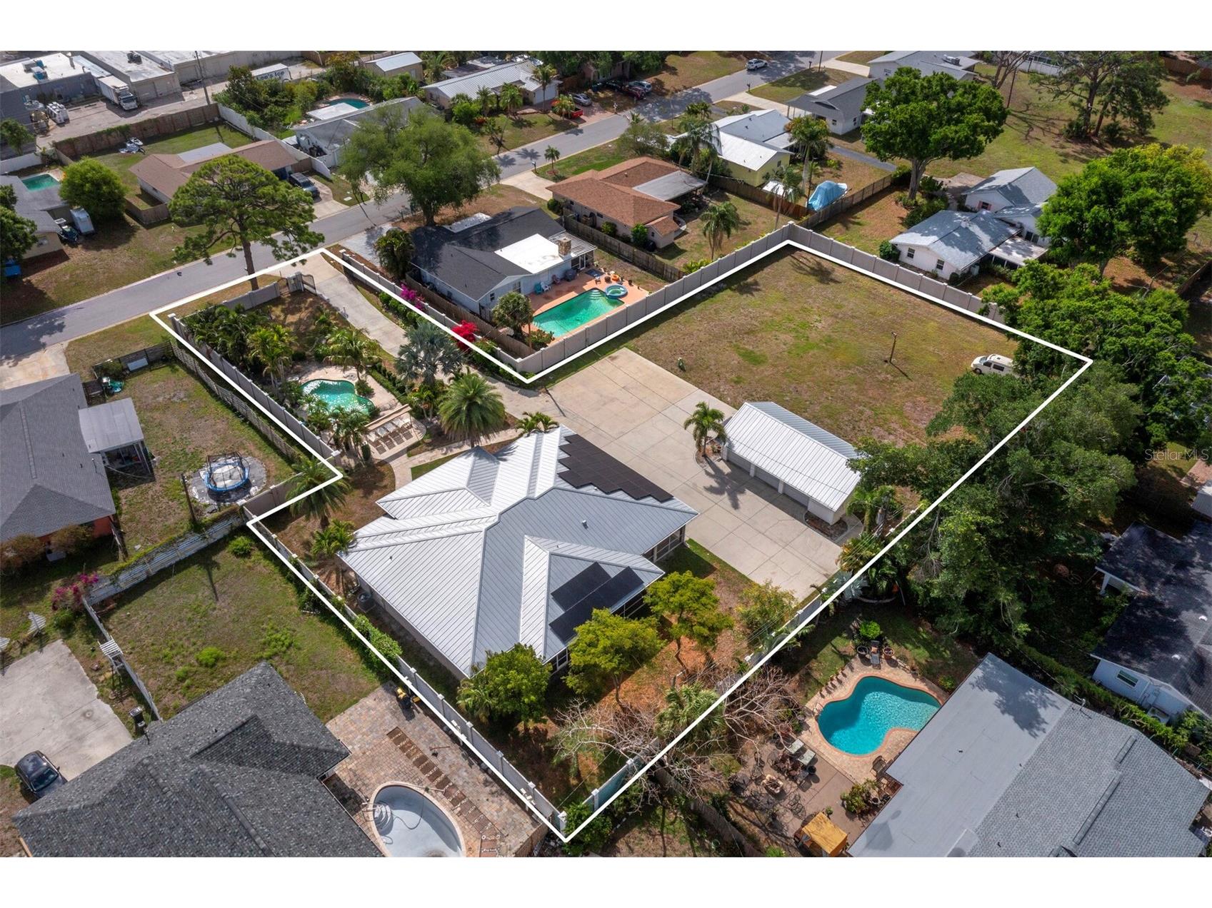 5618 Britannia Drive Sarasota FL 34231 A4688782 image58
