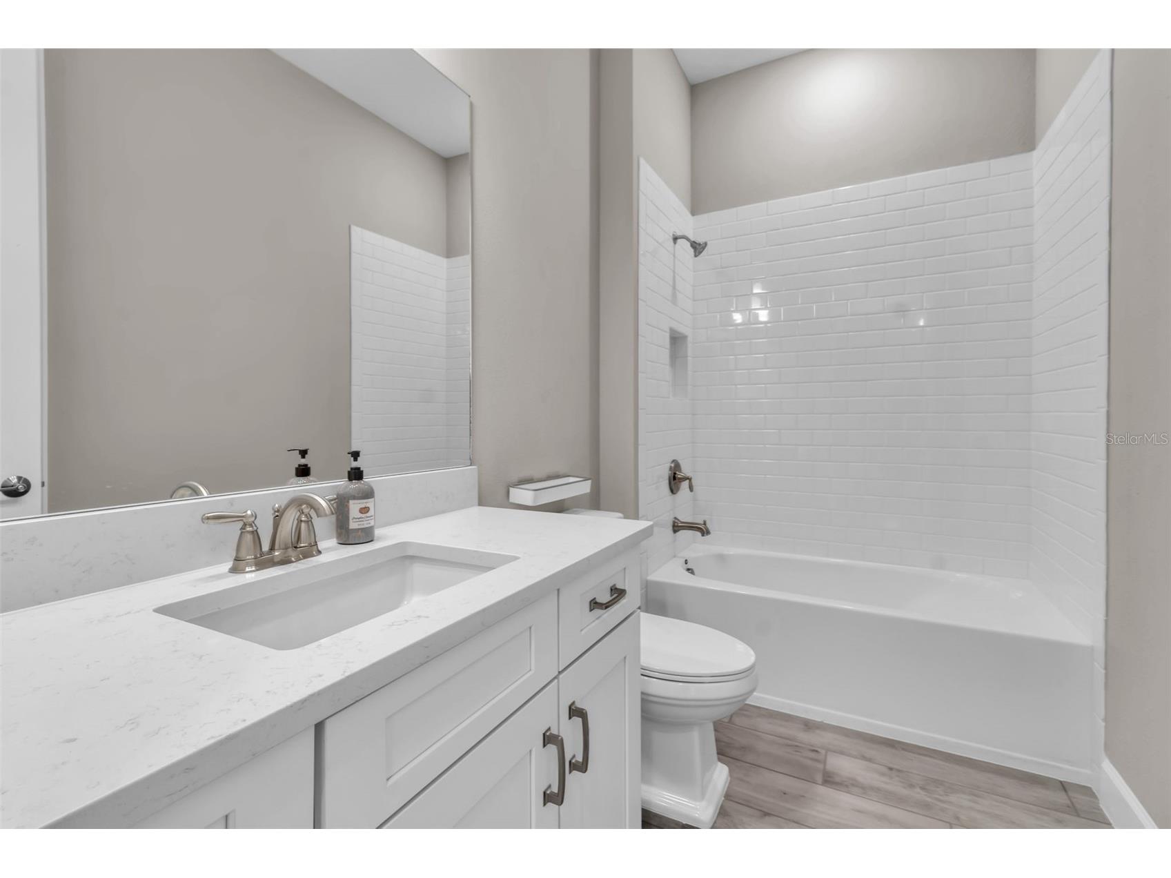 5618 Caserta Court Palmetto FL 34221 A4694226 image28